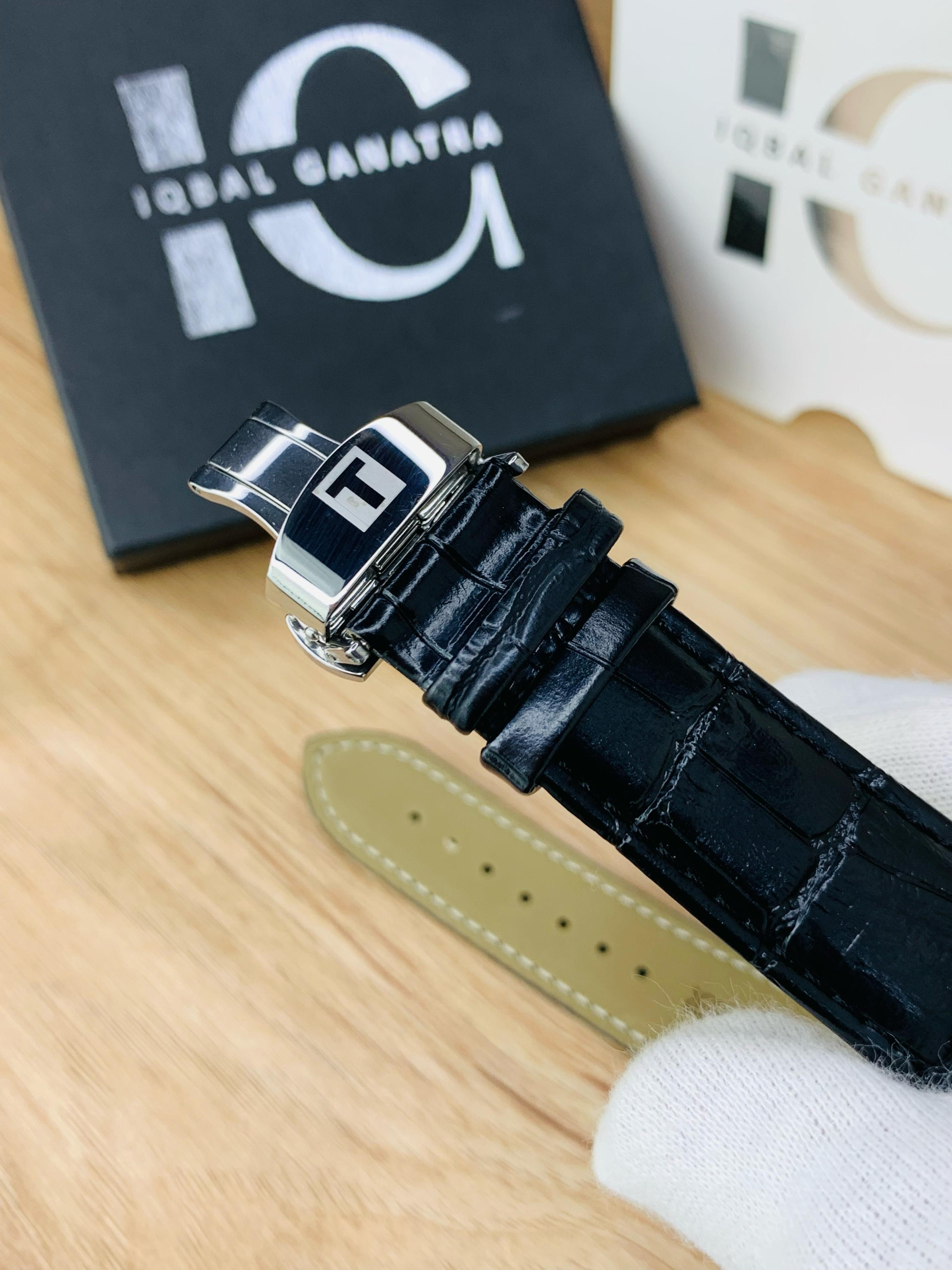 Branded Chronograph working Watch (Black Gold)