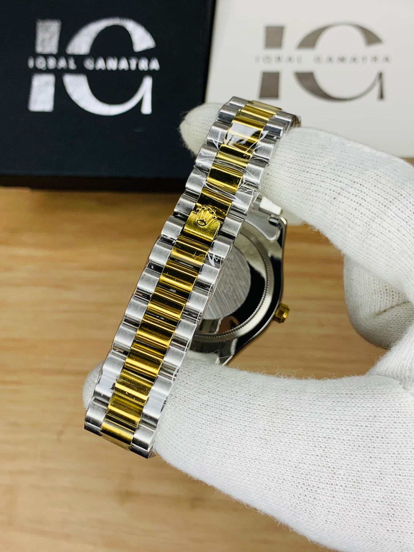 Day&Date Roman Model (Two Tone White)