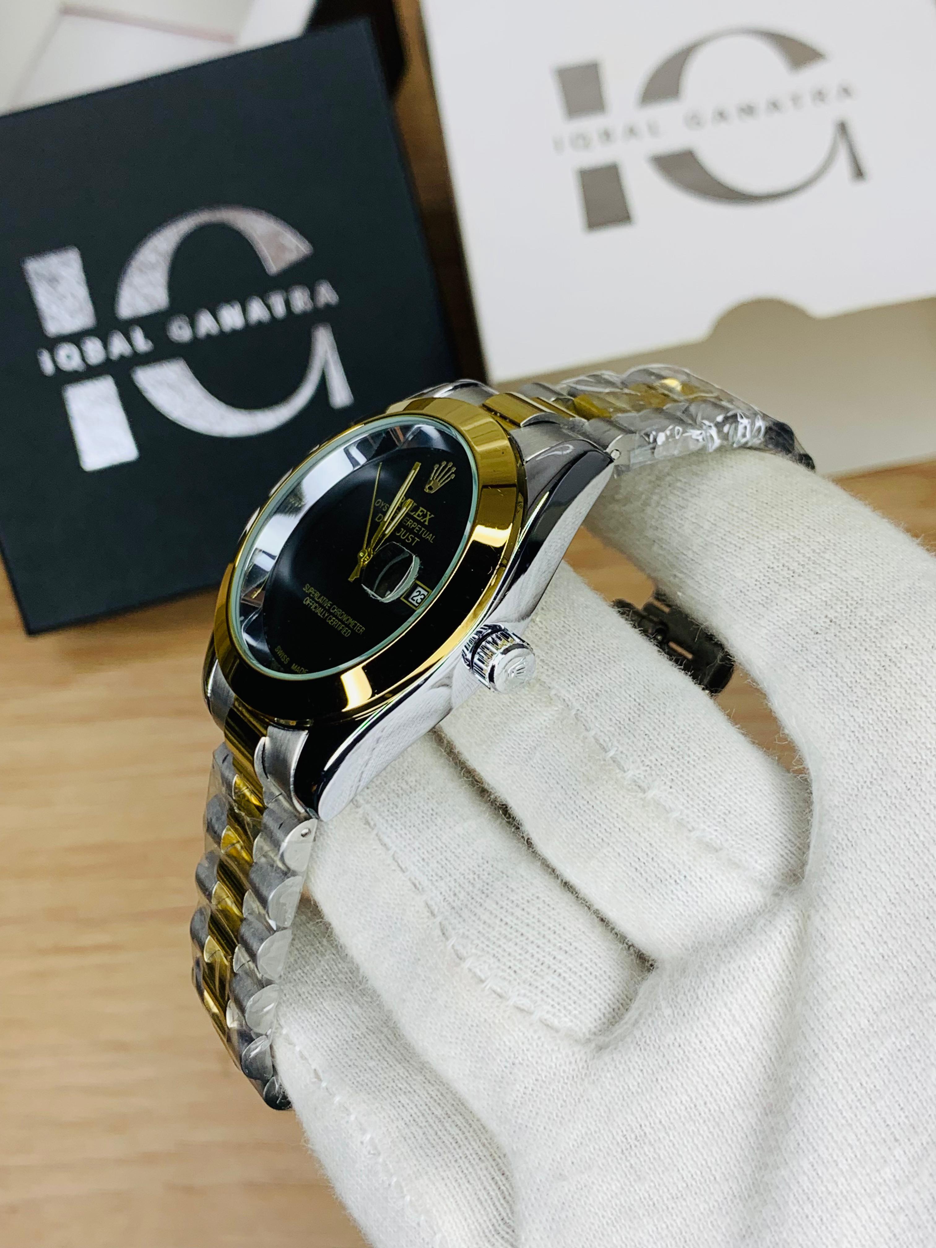 Branded Two Tone Black