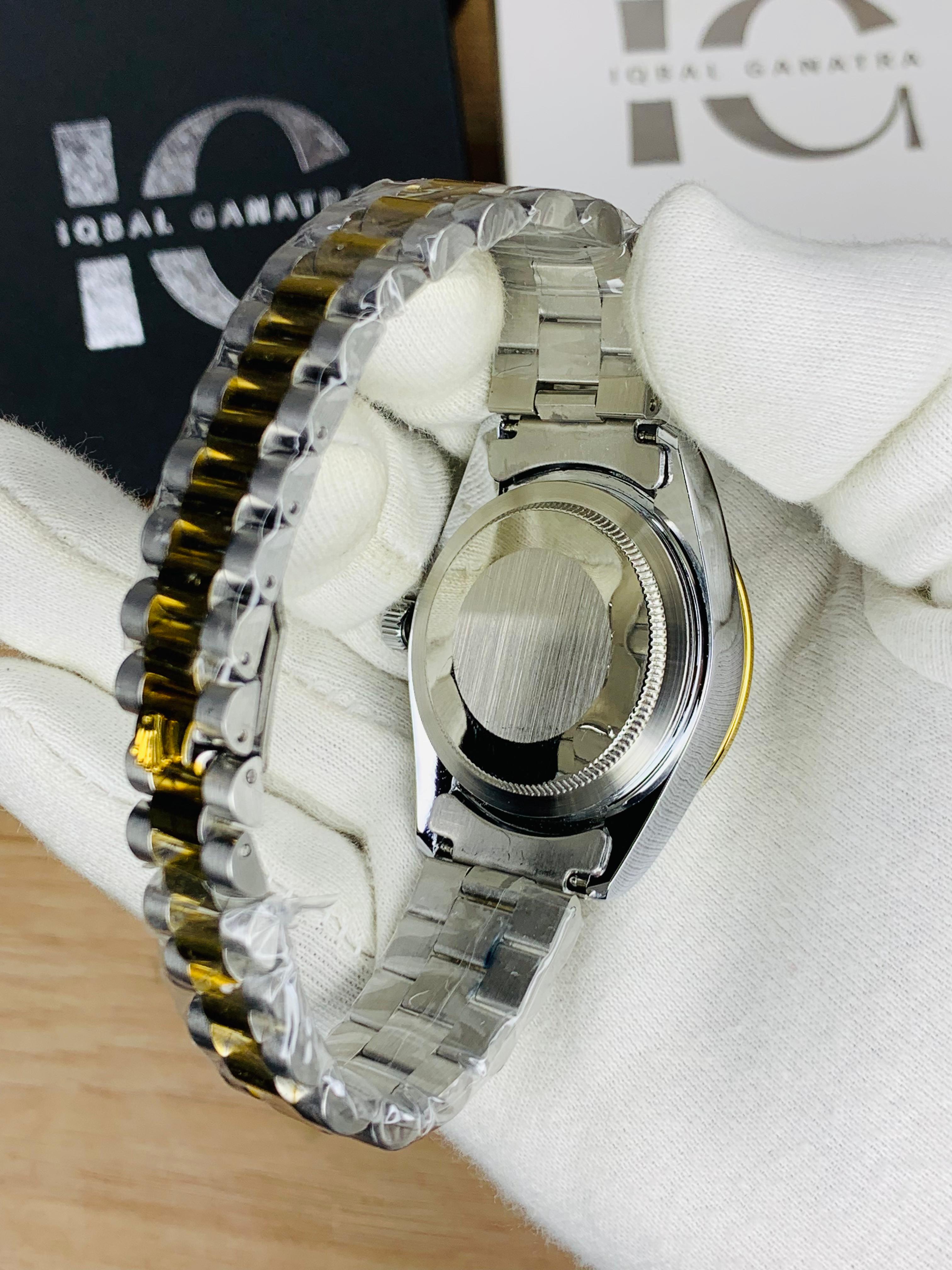 Branded Two Tone Black