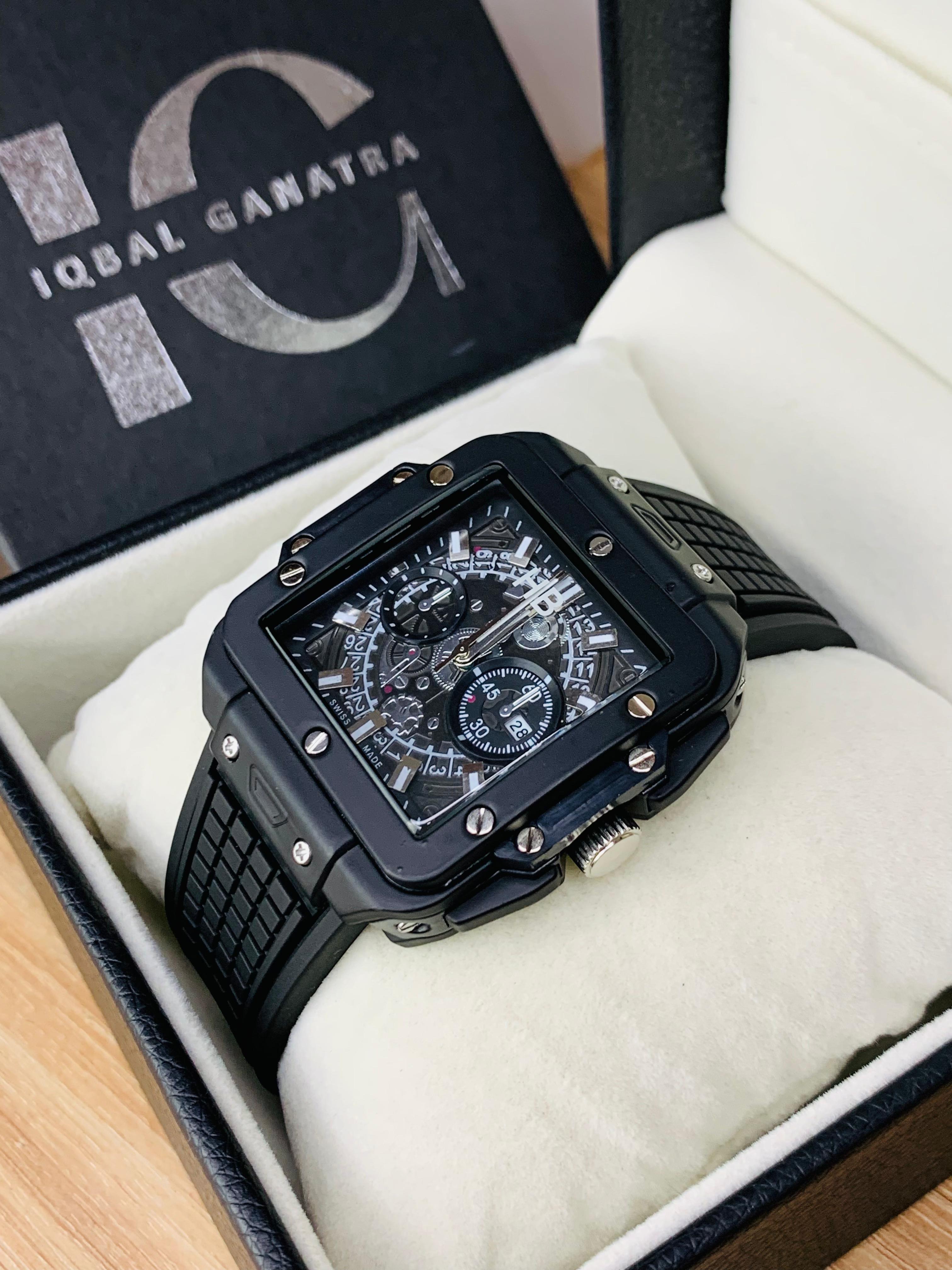 HB SQ Model (Full Black)