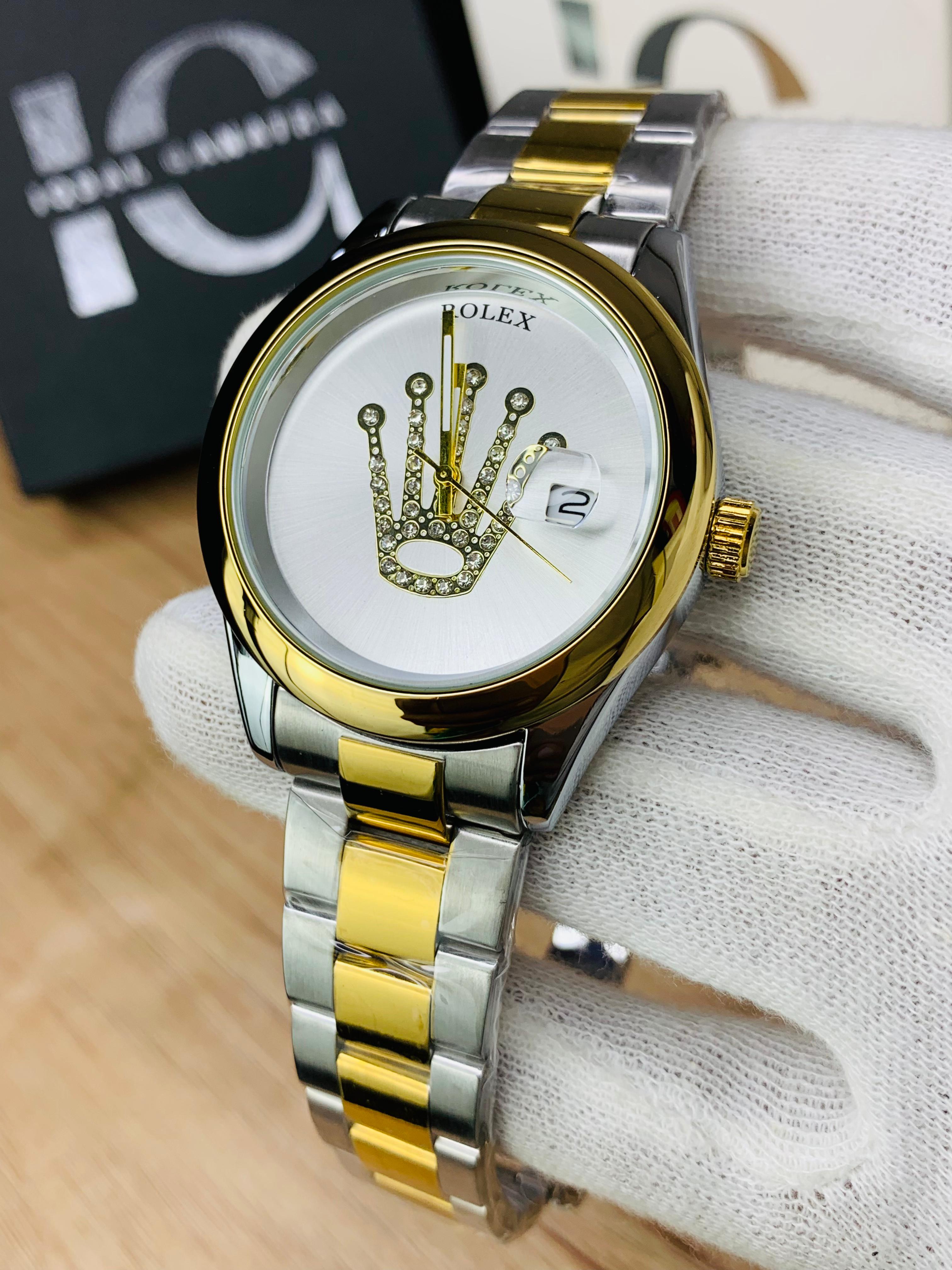 Crown Model (Two Tone White)