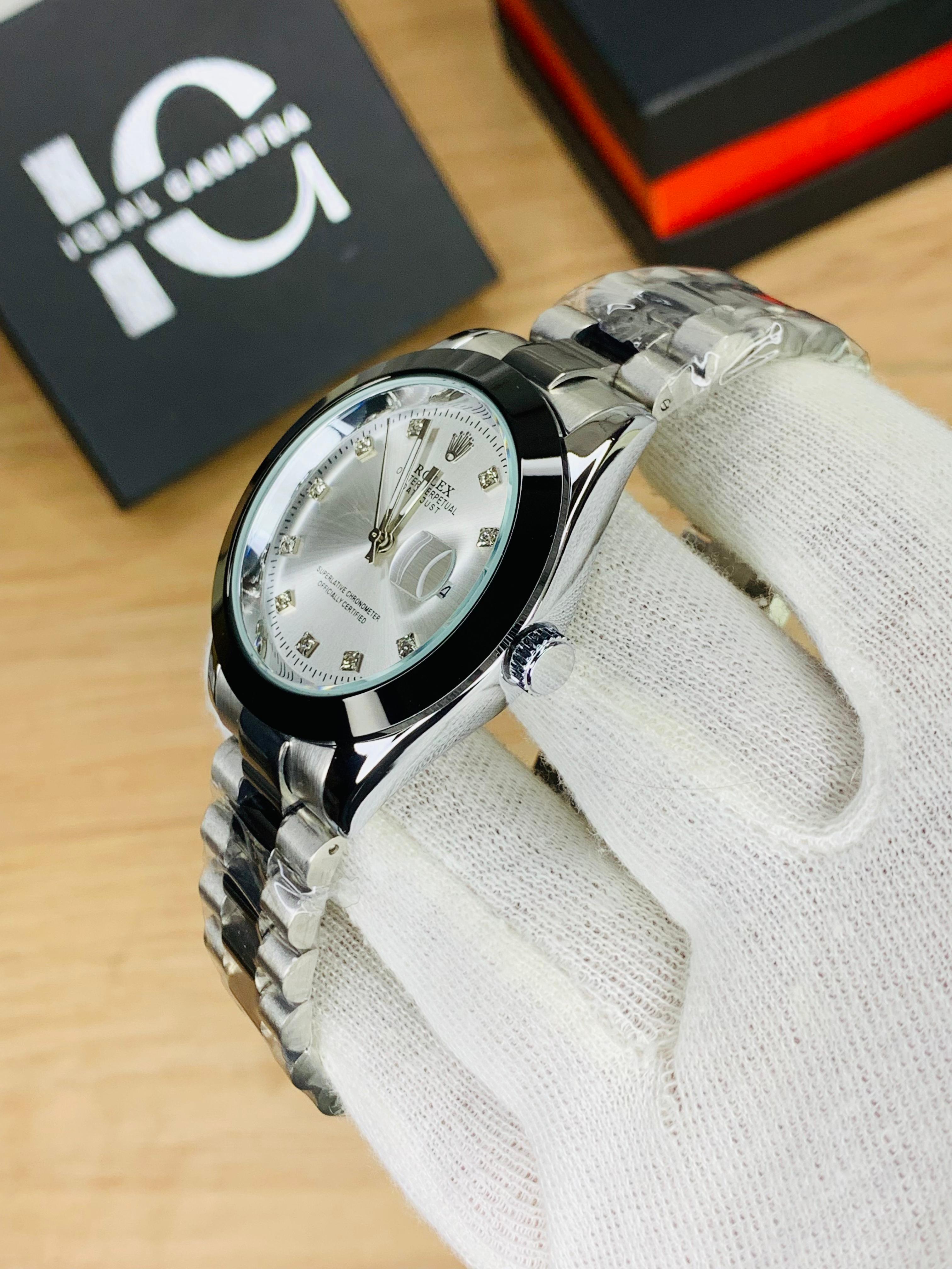 Two Tone Stone Model Dial (White)