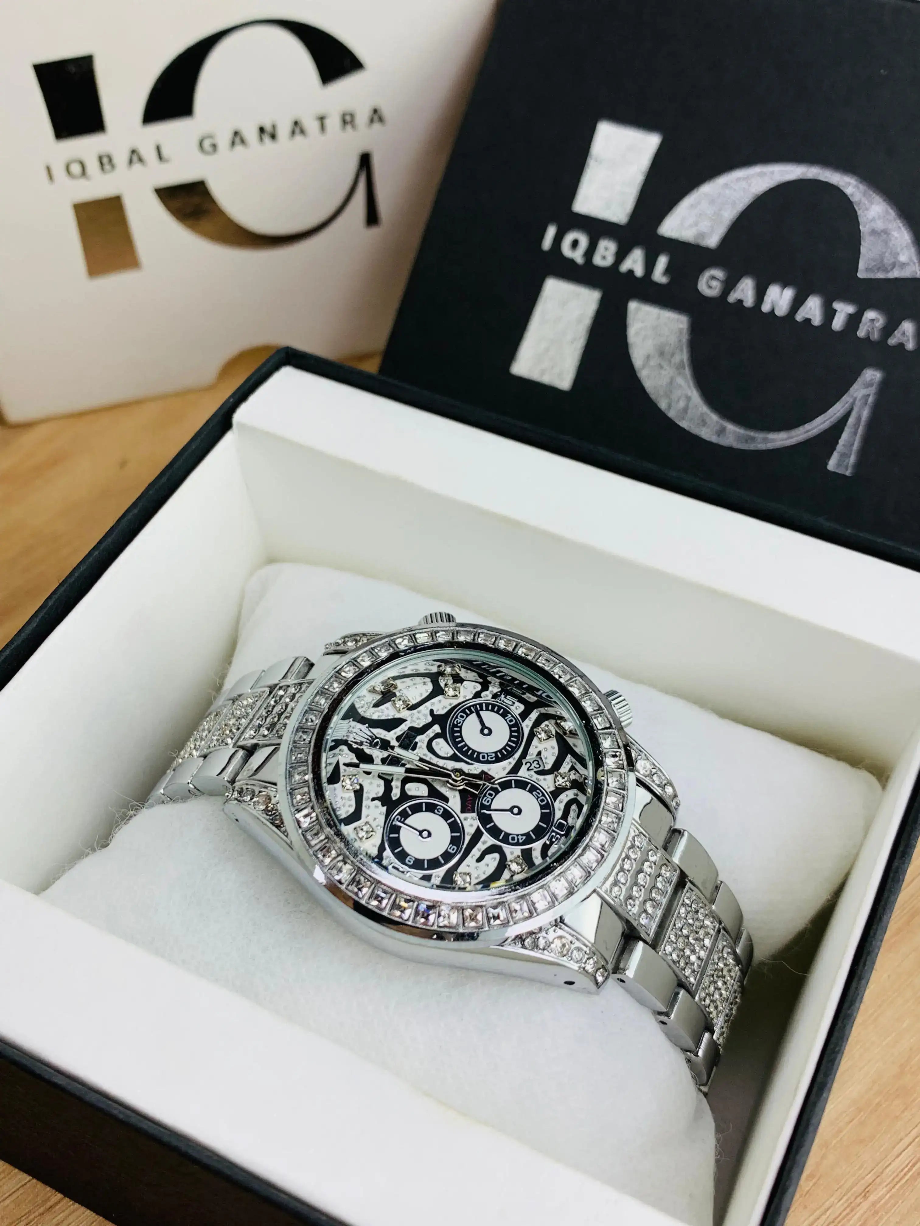 Tiger Stone Embossed Dial (Silver)