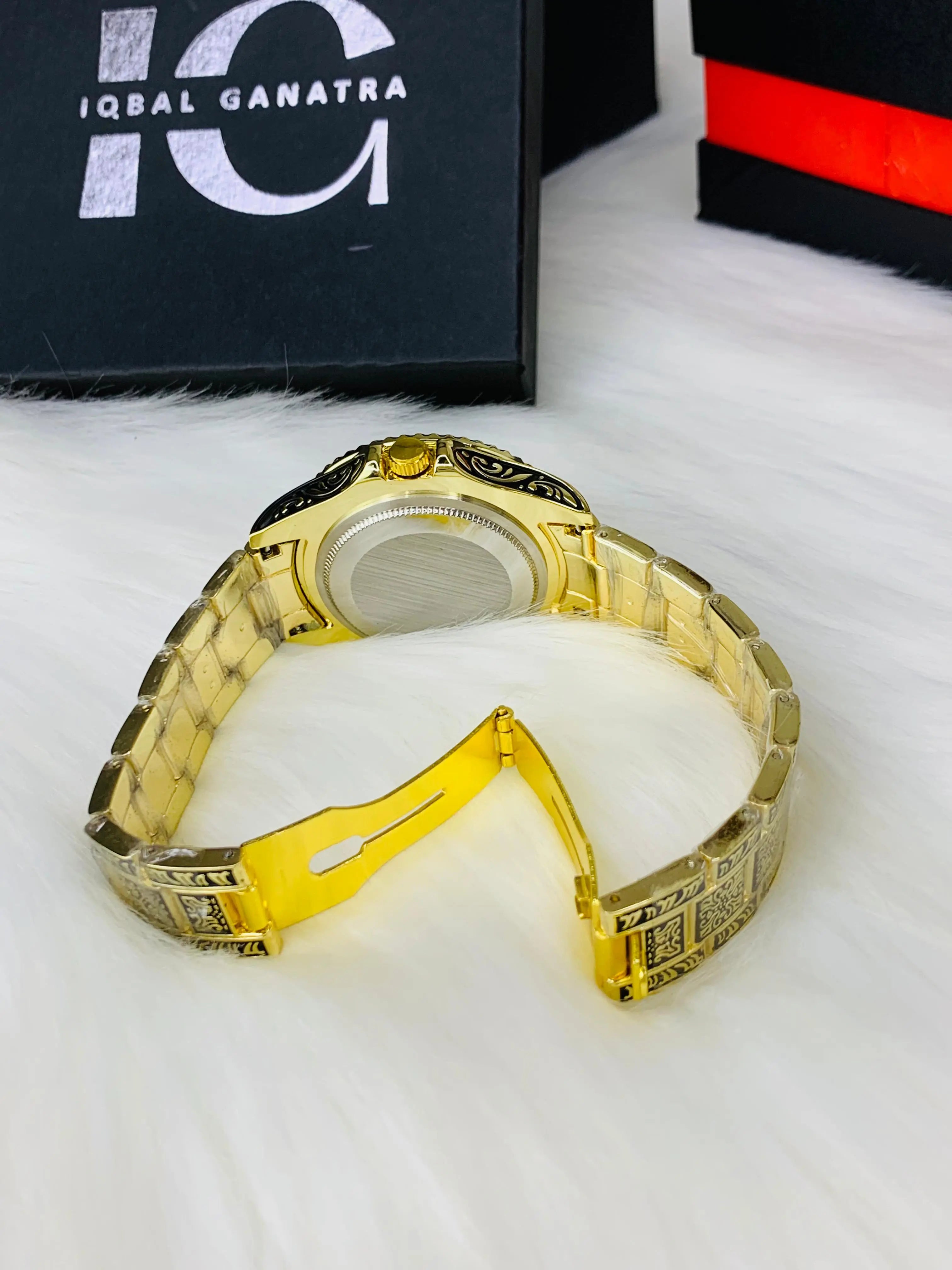 Imported Engraved Model (Gold Chain Black Case Inner Gold)