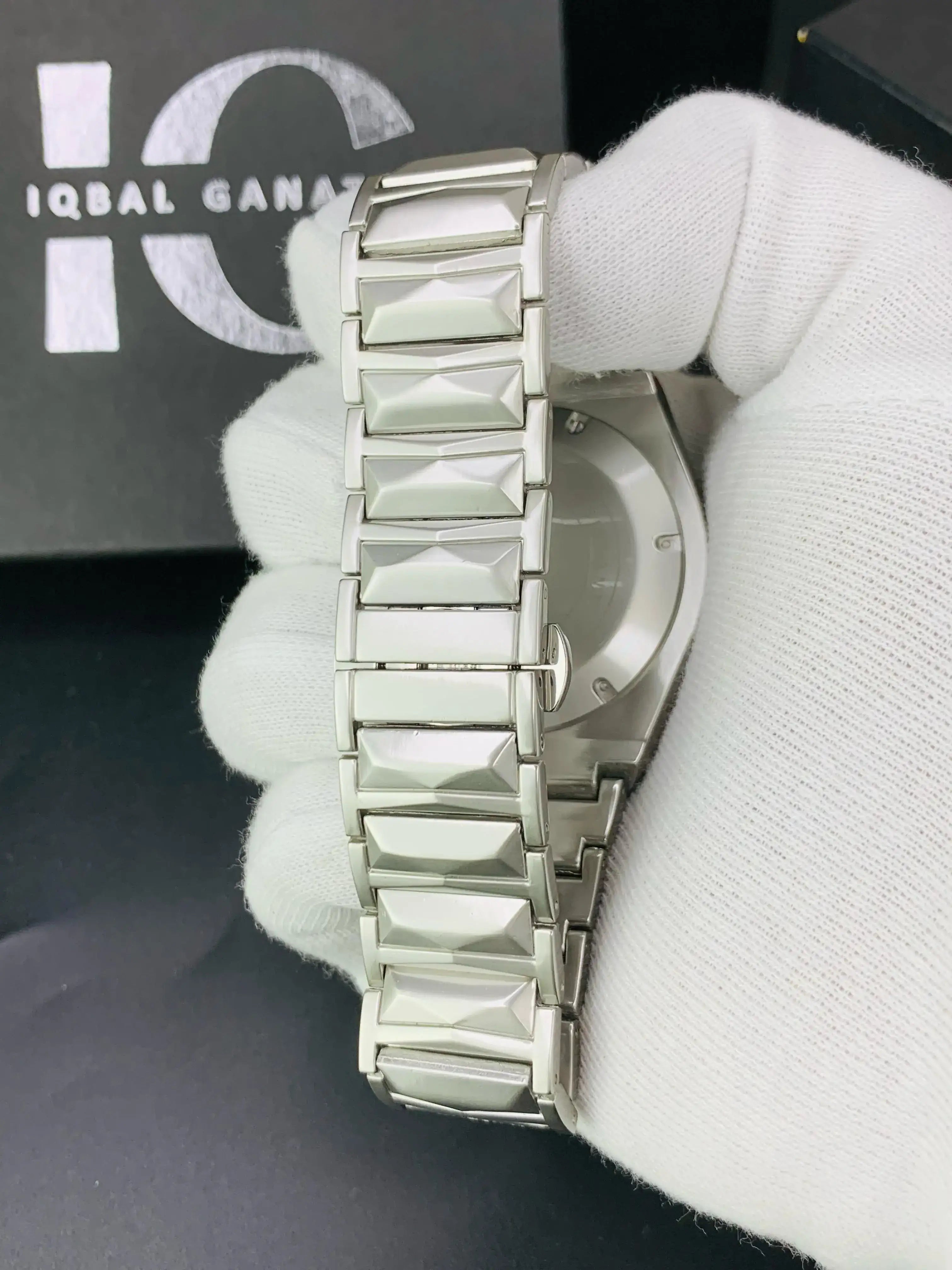 Diamond Cut | Date Adjustment | Texture Chain |Silver Blue