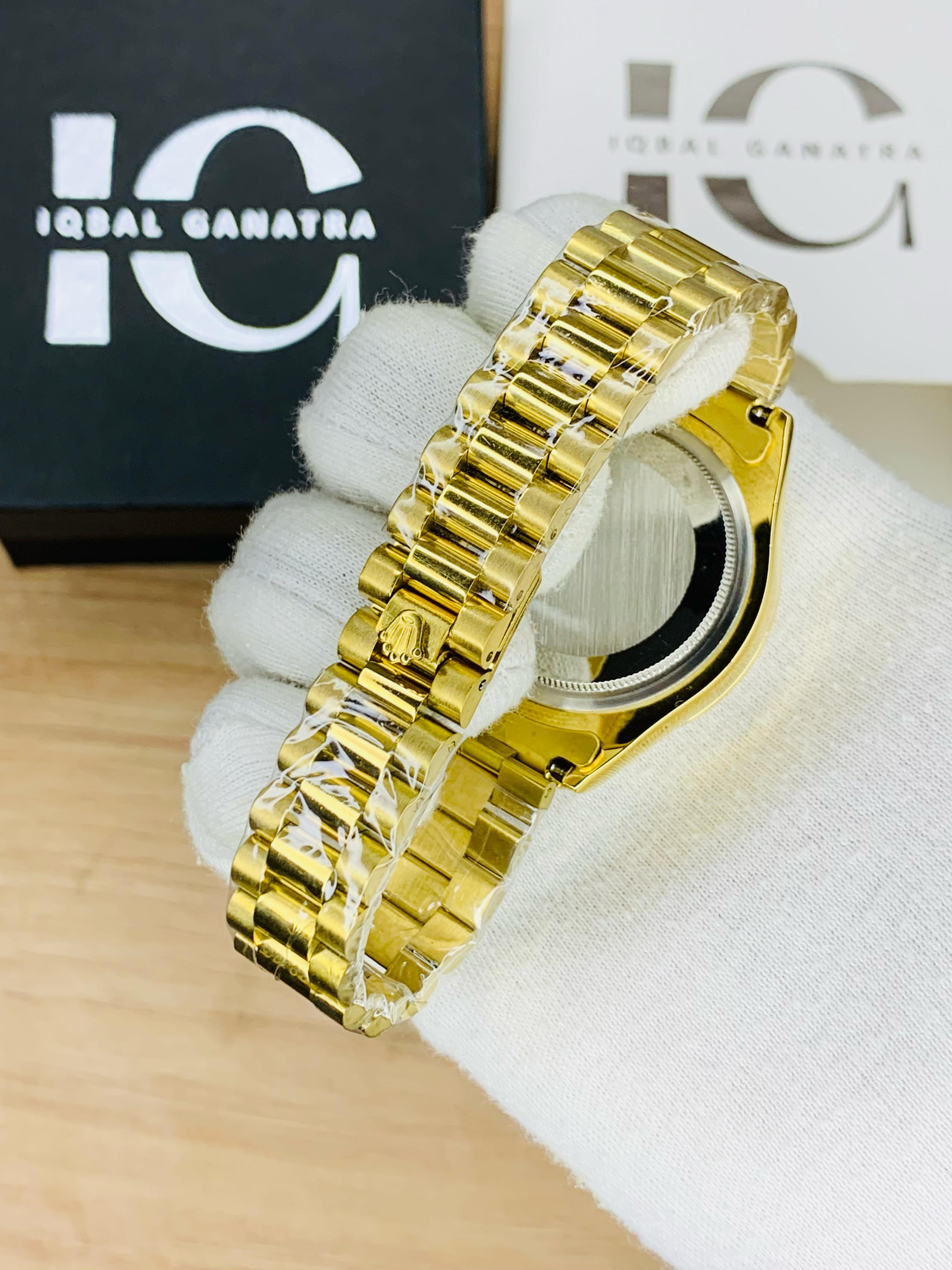 Branded Oyster Model (Full Gold)