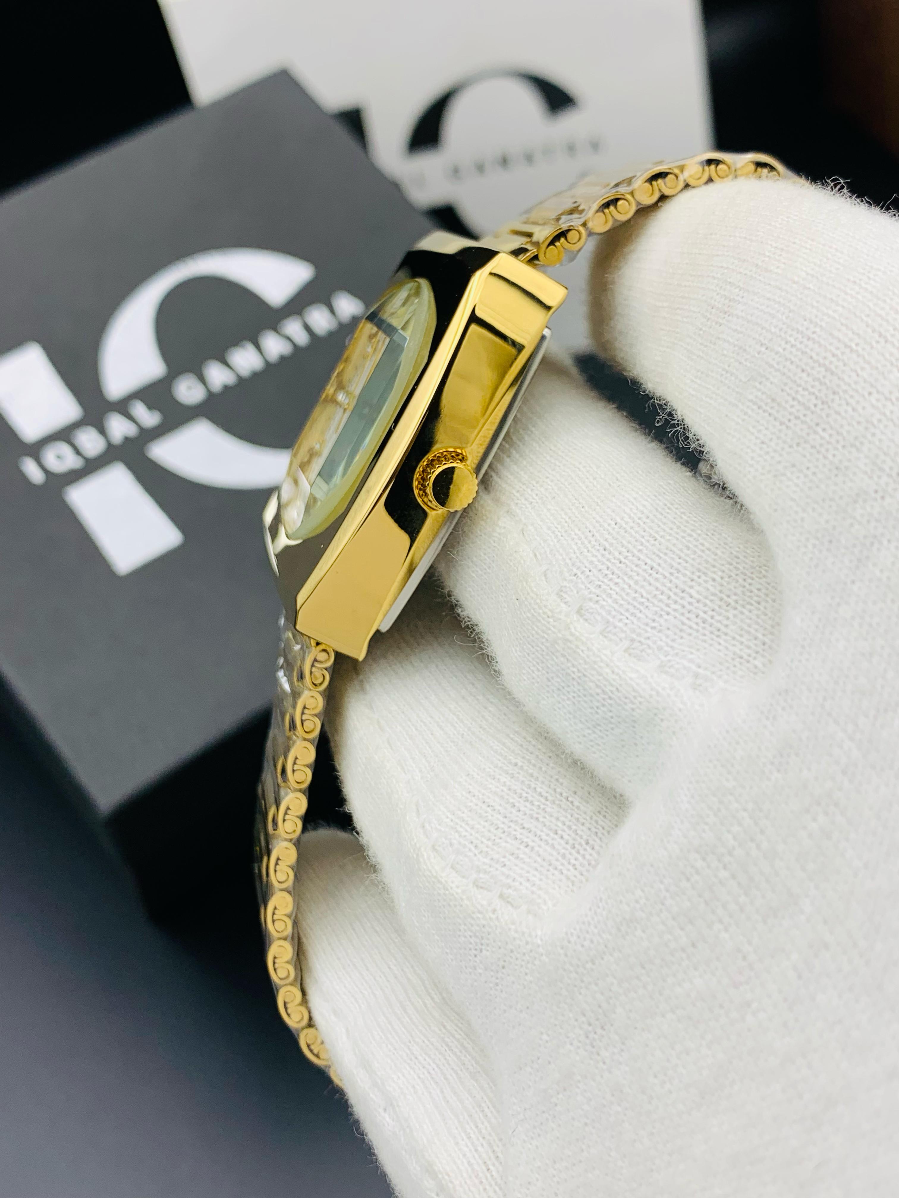 RD Branded SQ Model (Gold Silver)