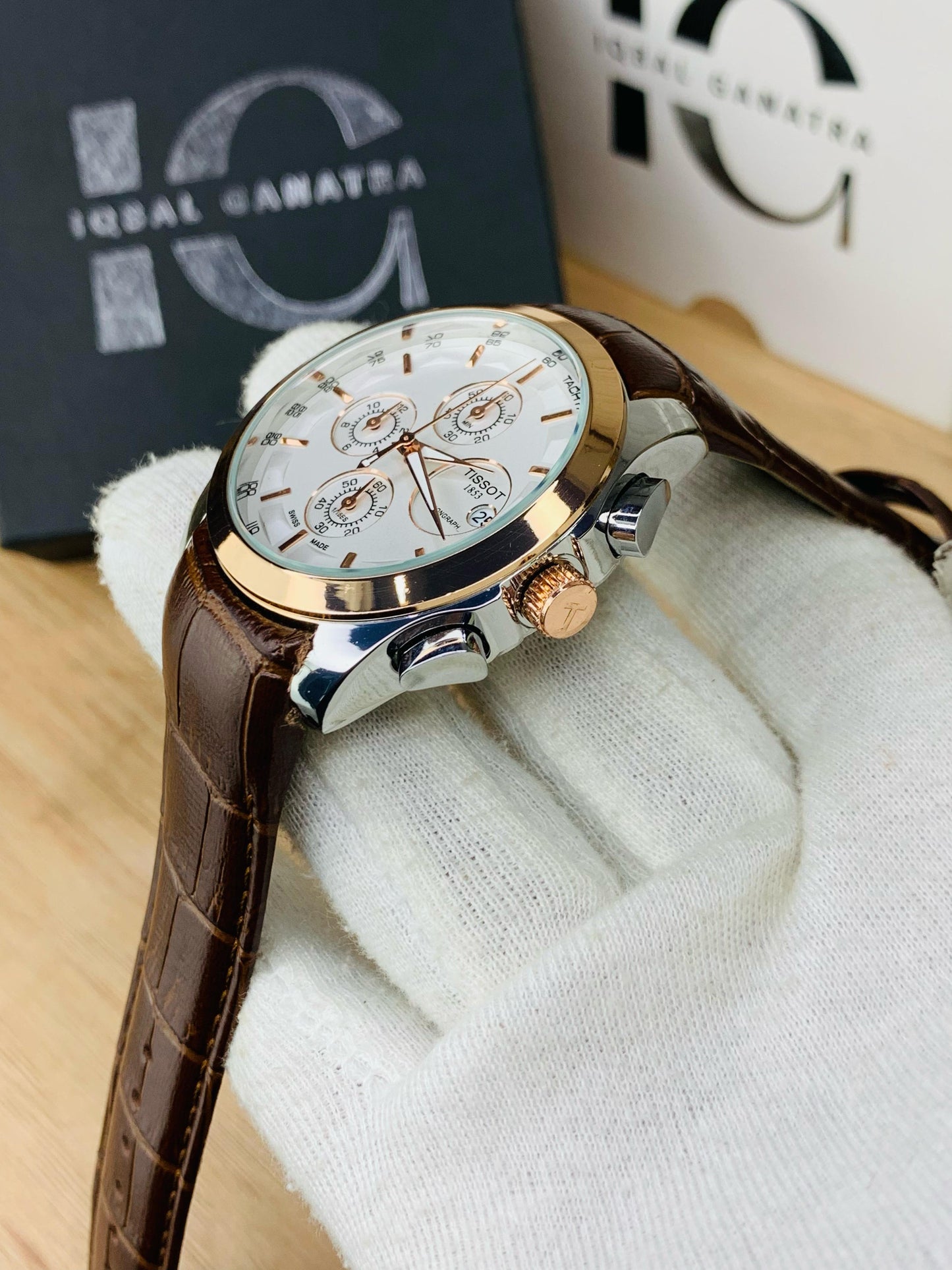 Branded Chronograph working Watch (Brown Gold)