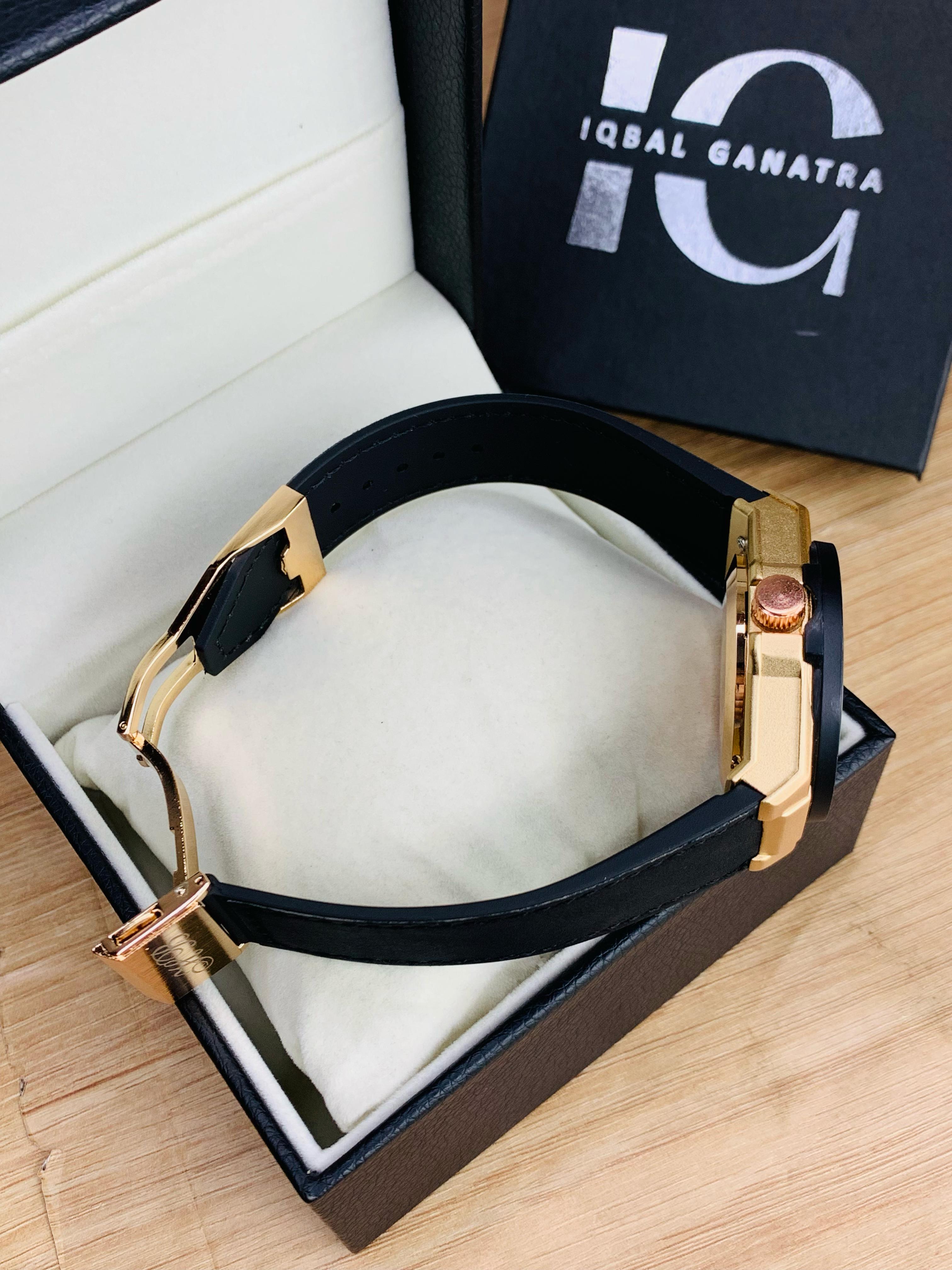 HB Branded Model (Black Strap Copper Case Inner Black)