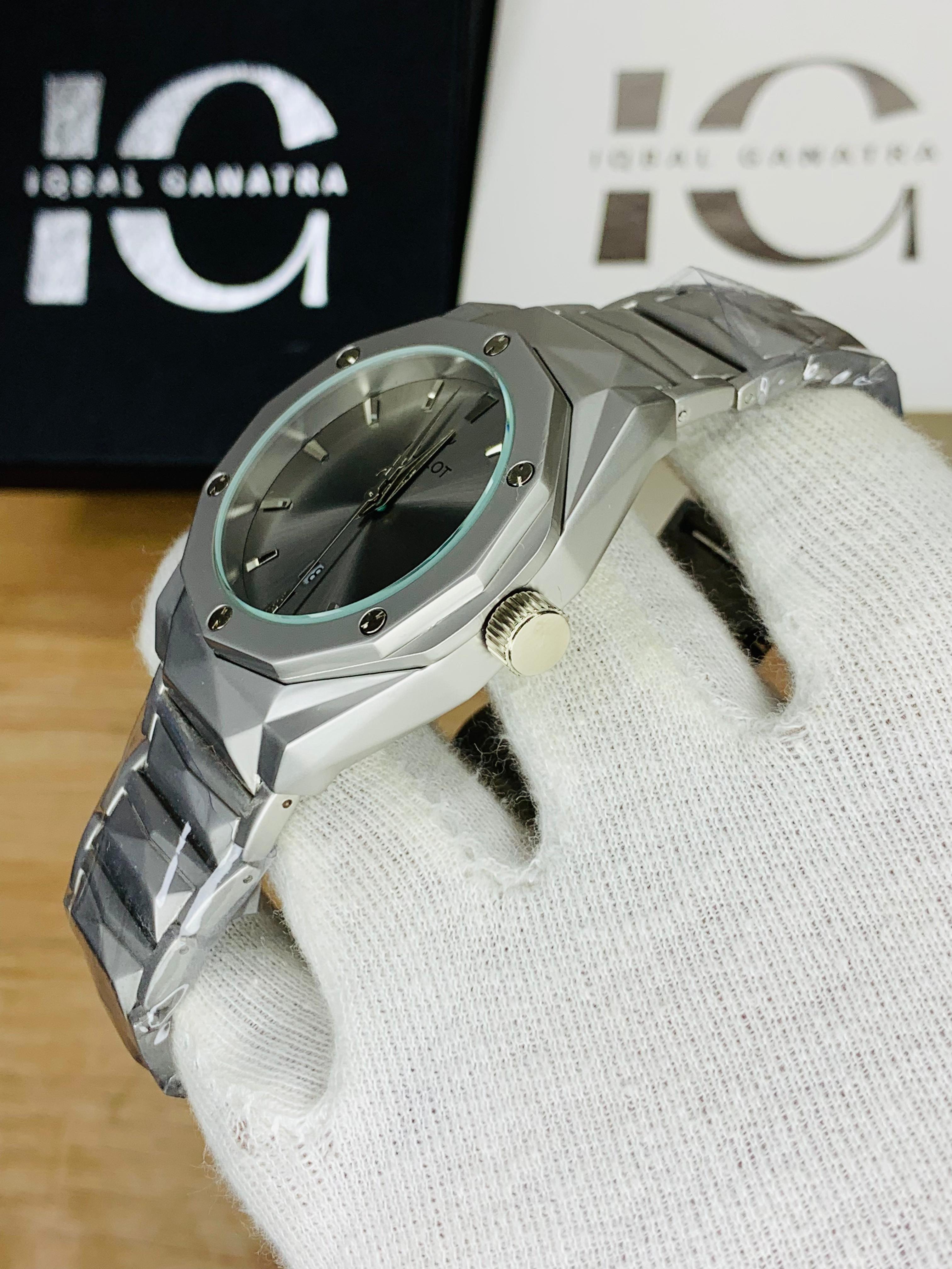 HB Plain Diamond Texture Model (Silver Inner Grey)