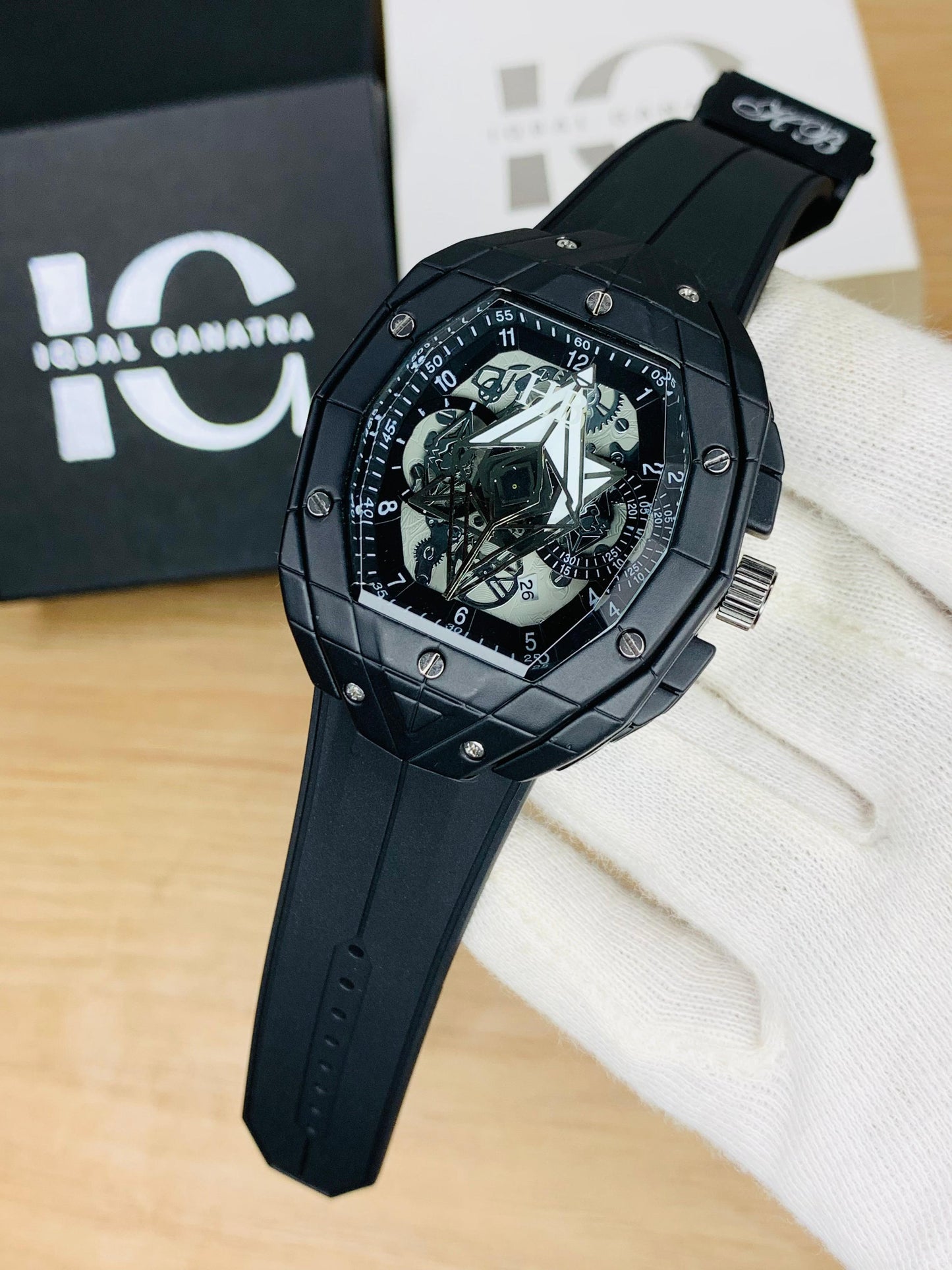 HB Limited Edition (Full Black)