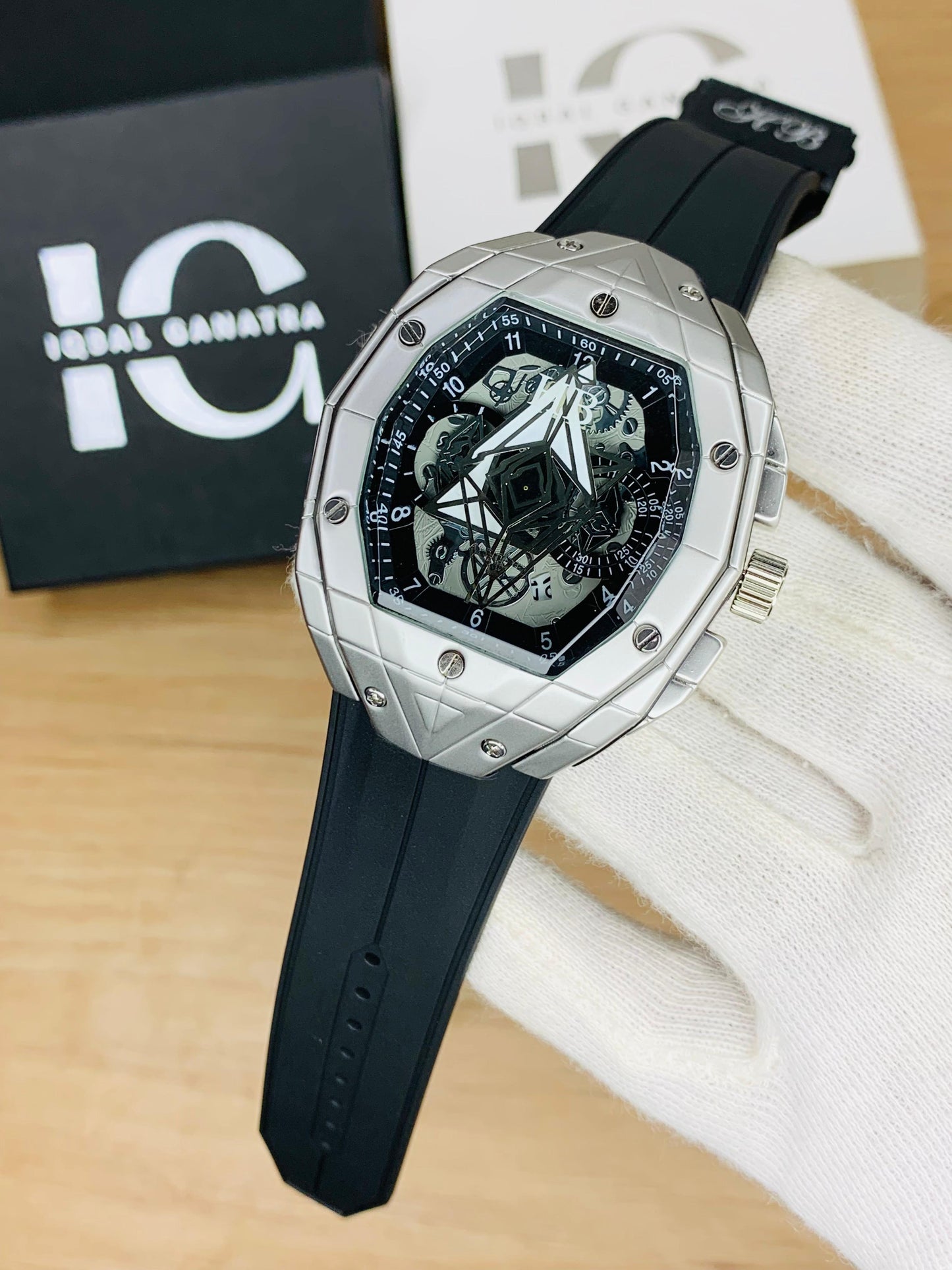 HB Limited Edition (Silver Black)