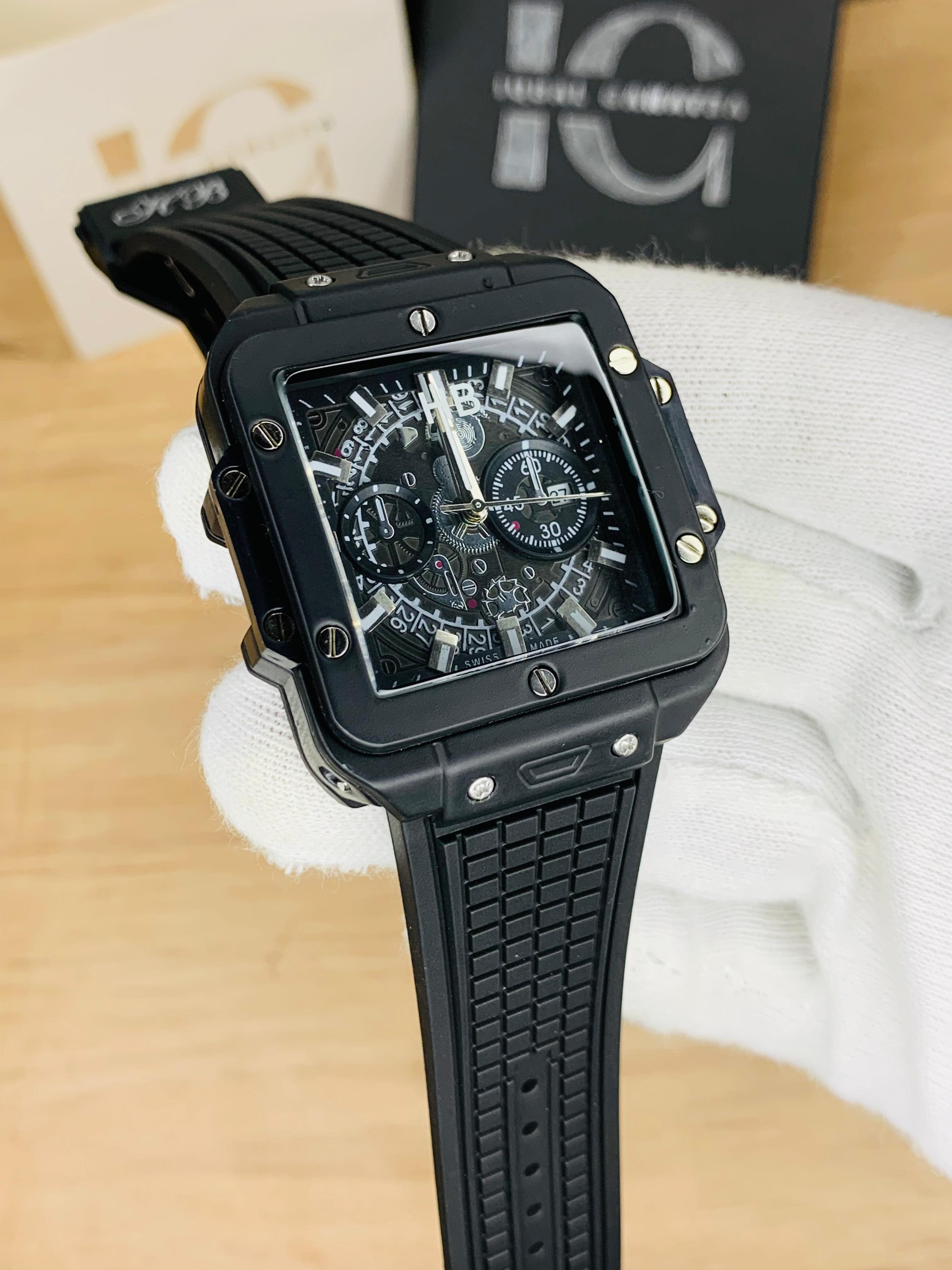 HB SQ Model (Full Black)