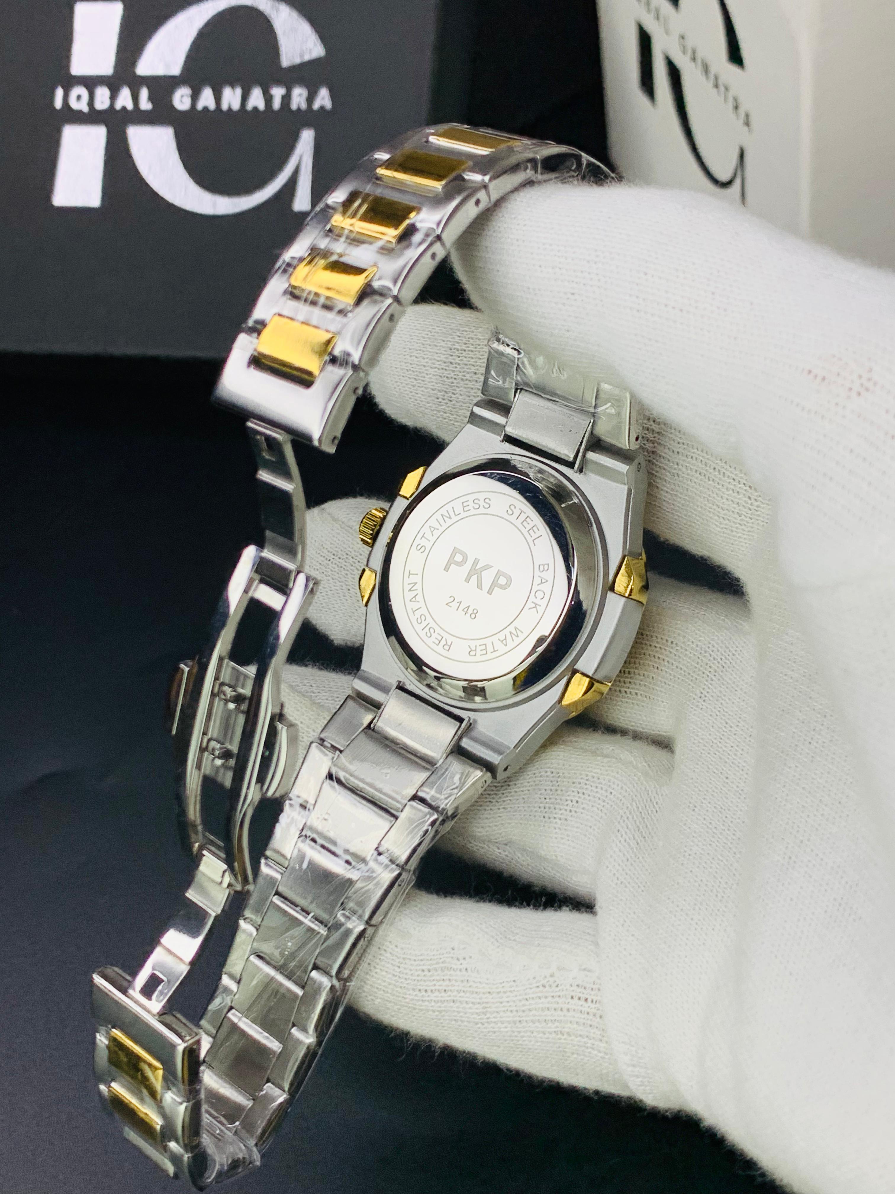 Nautilus Model | Two Tone Black