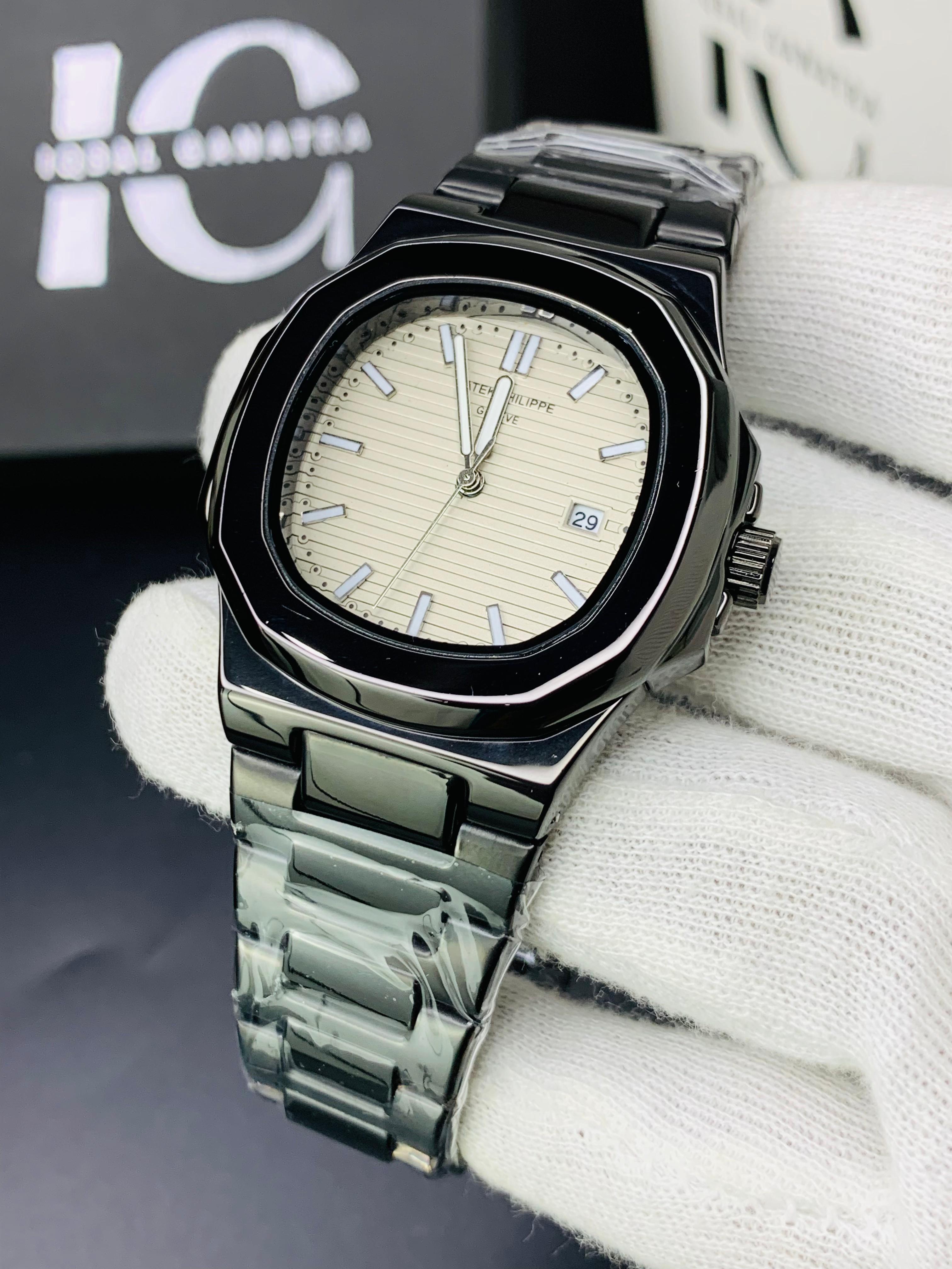 Nautilus Model | Black Grey