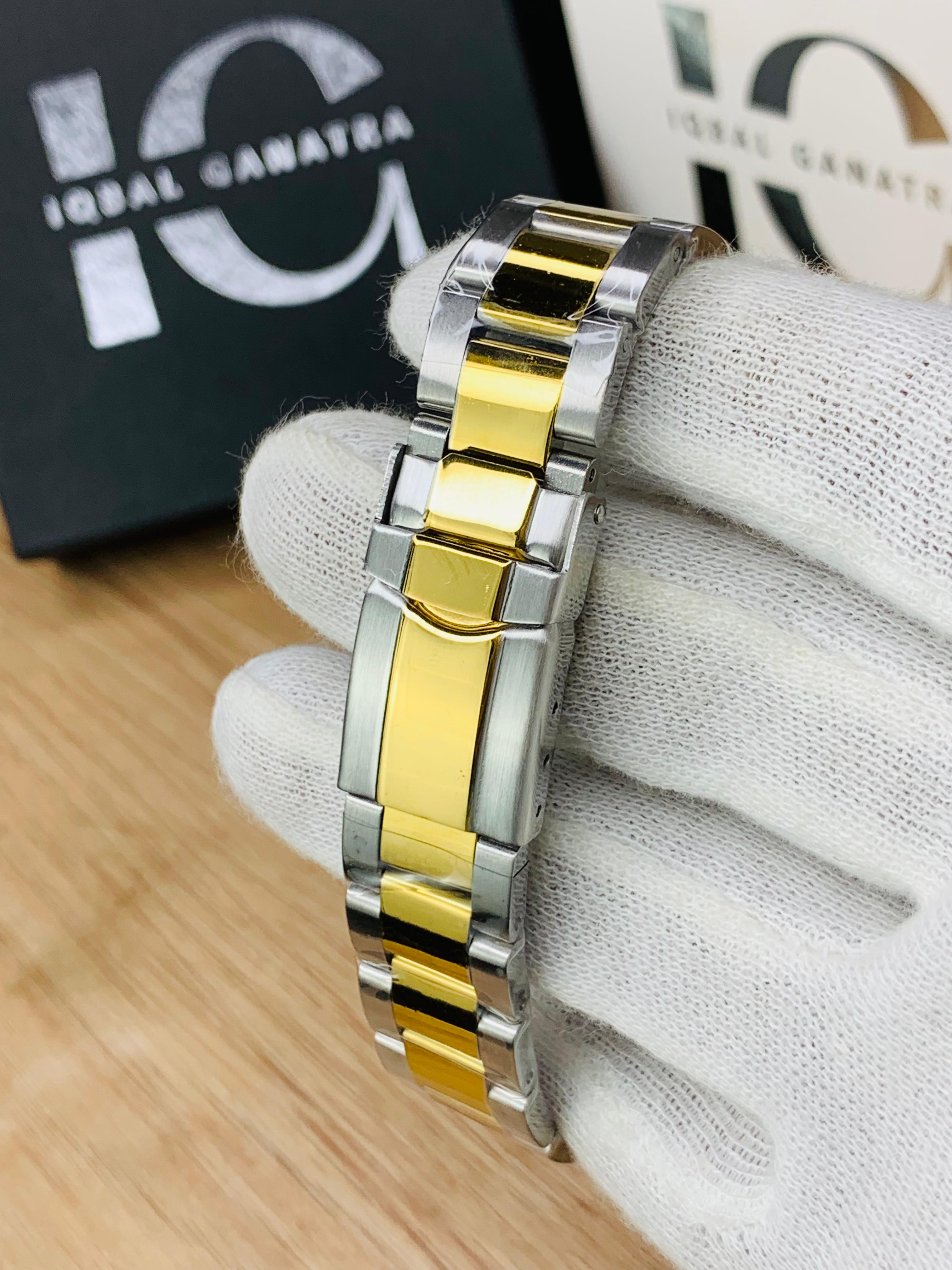 Crown Model (Two Tone Black)