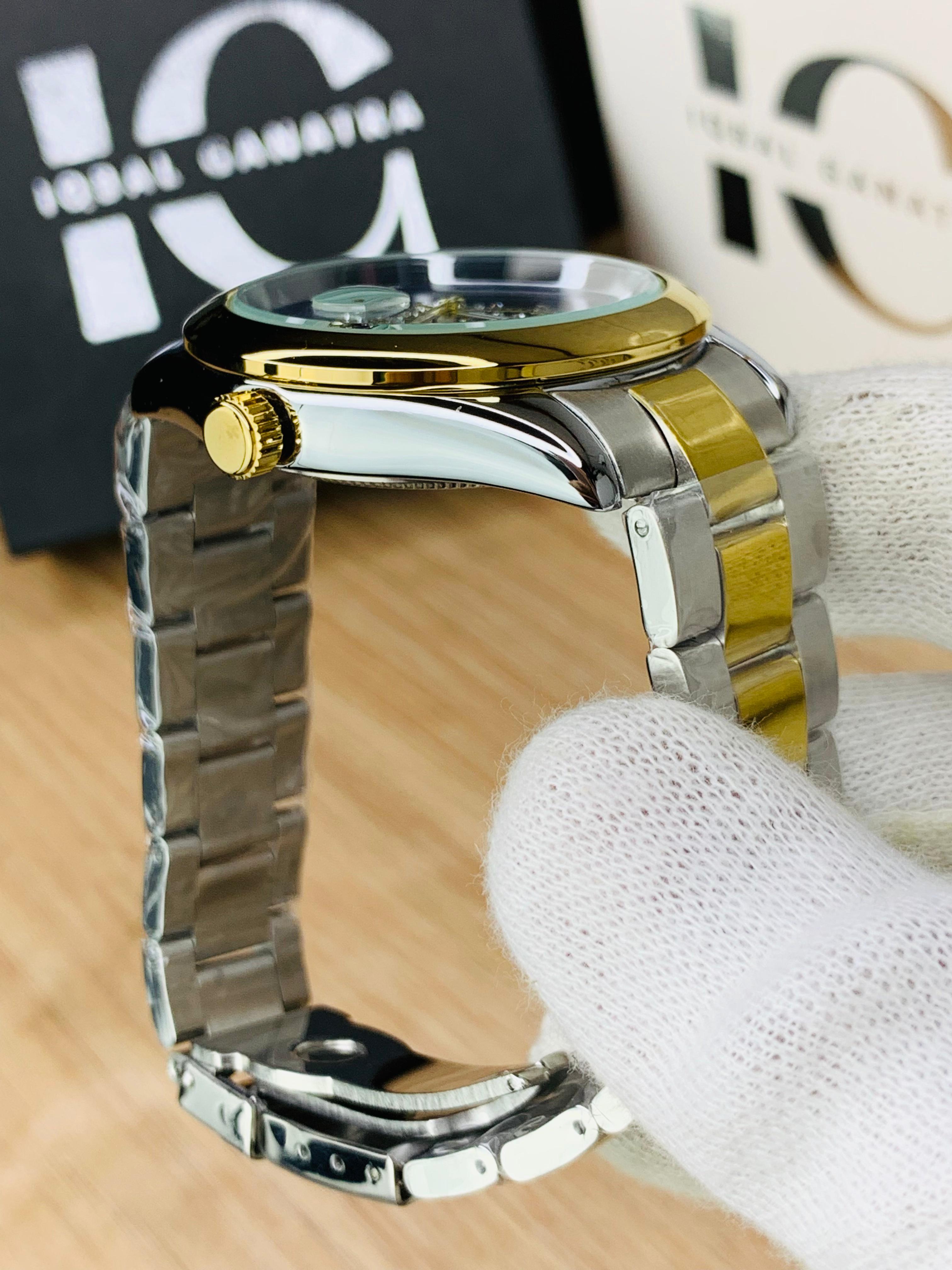 Crown Model (Two Tone Black)