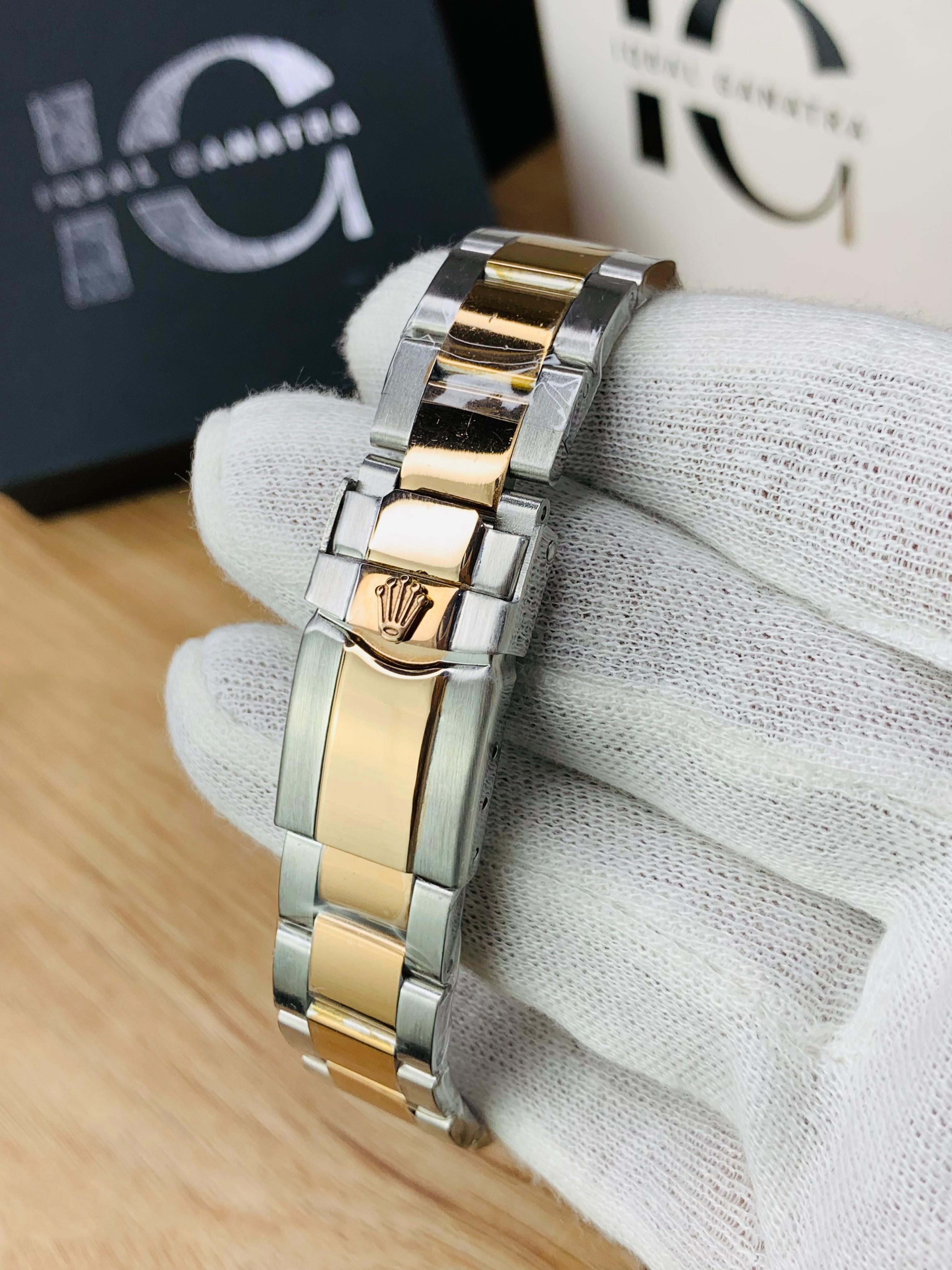 Daytona Model (Two Tone Red)