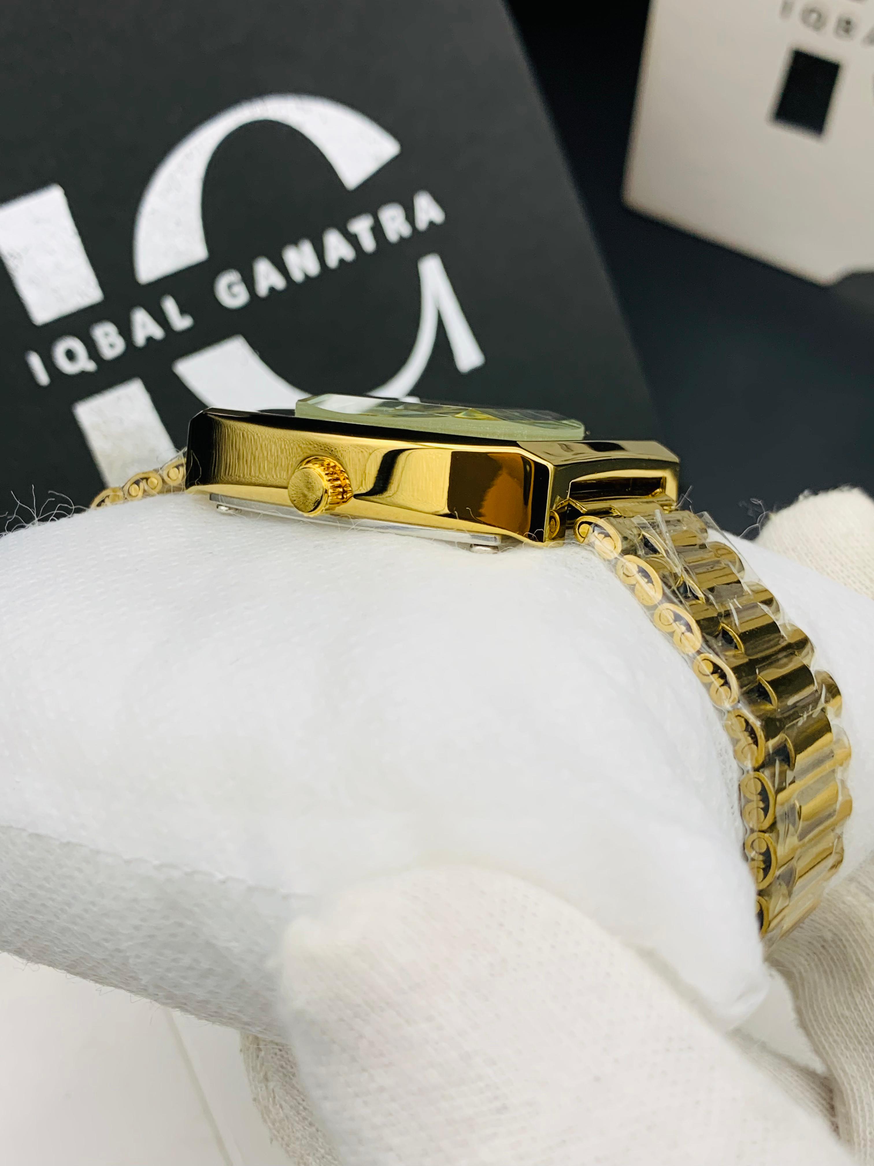 New RD SQ Model (Gold B White)