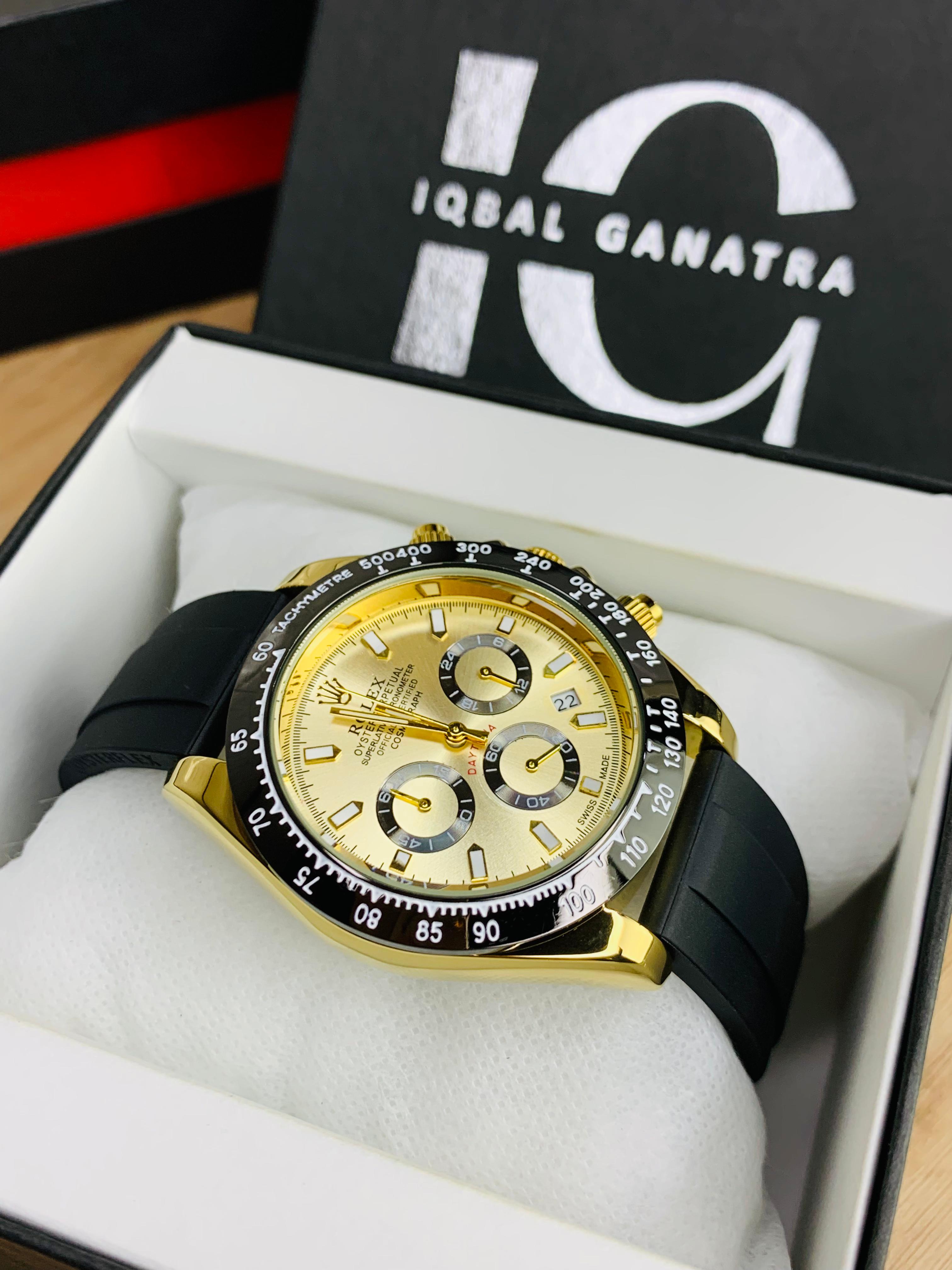 Daytona Chrono (Black Strap Gold Case Inner Gold)