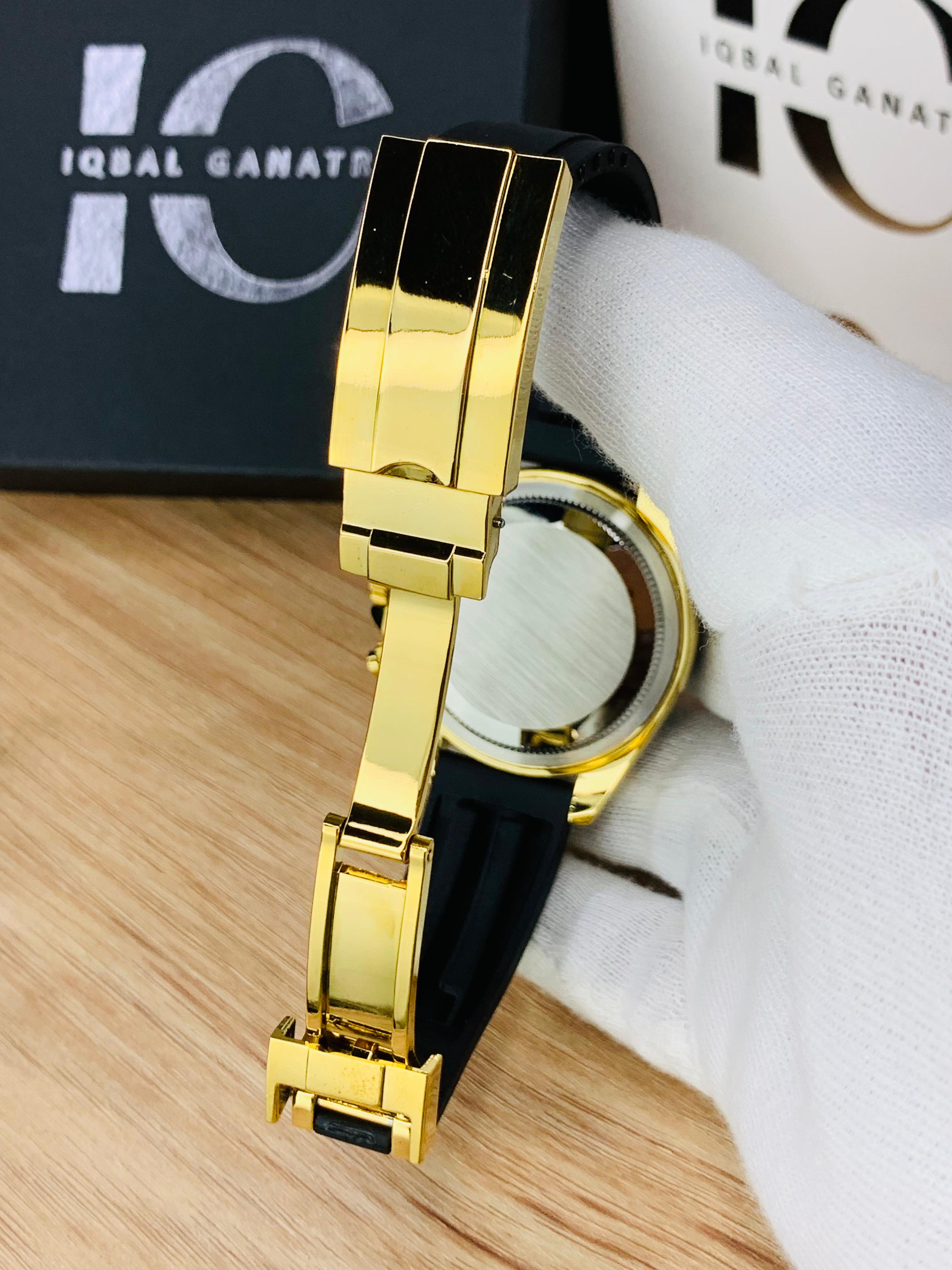 Daytona Chrono (Black Strap Gold Case Inner Black)