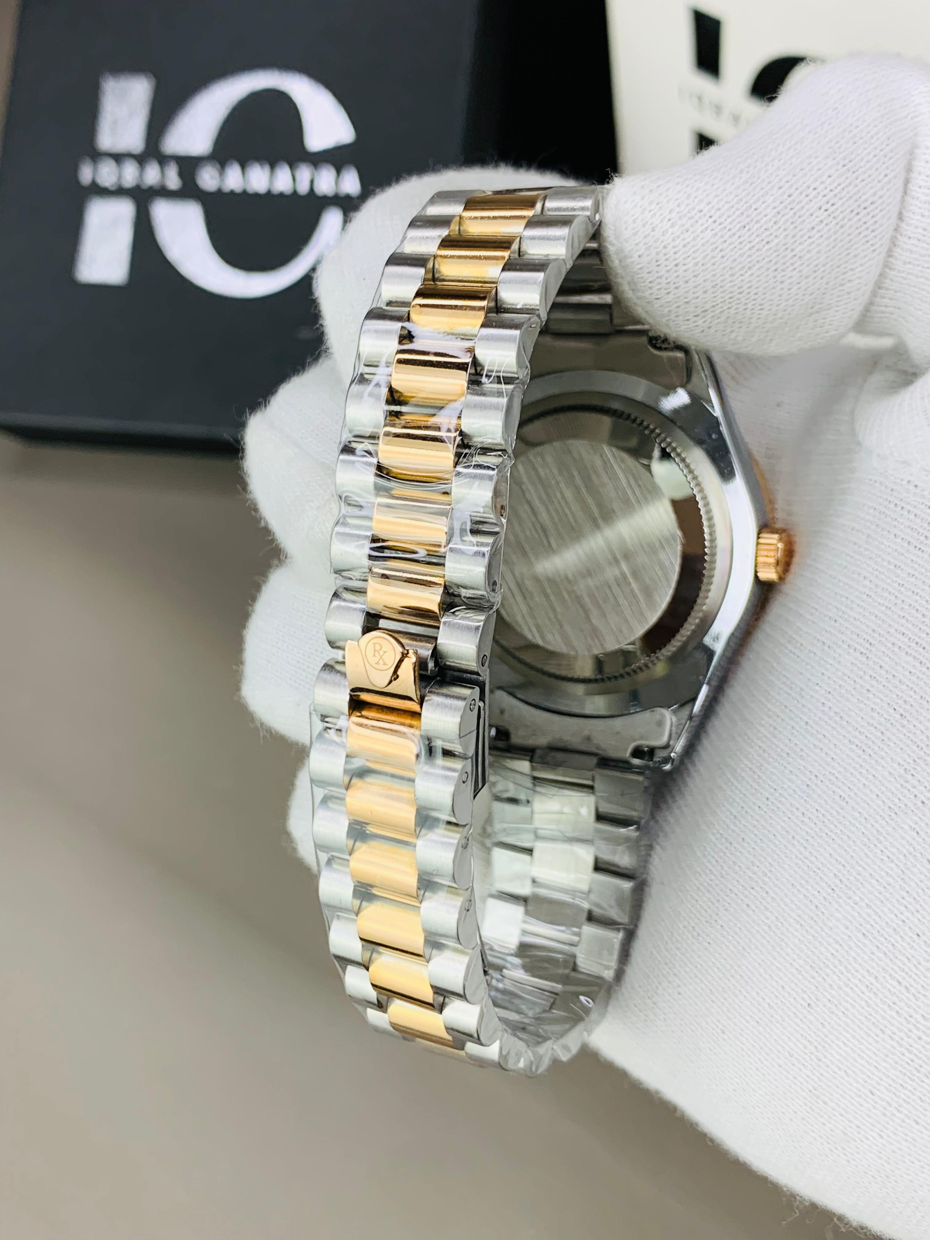 Demanding Stone Model | White