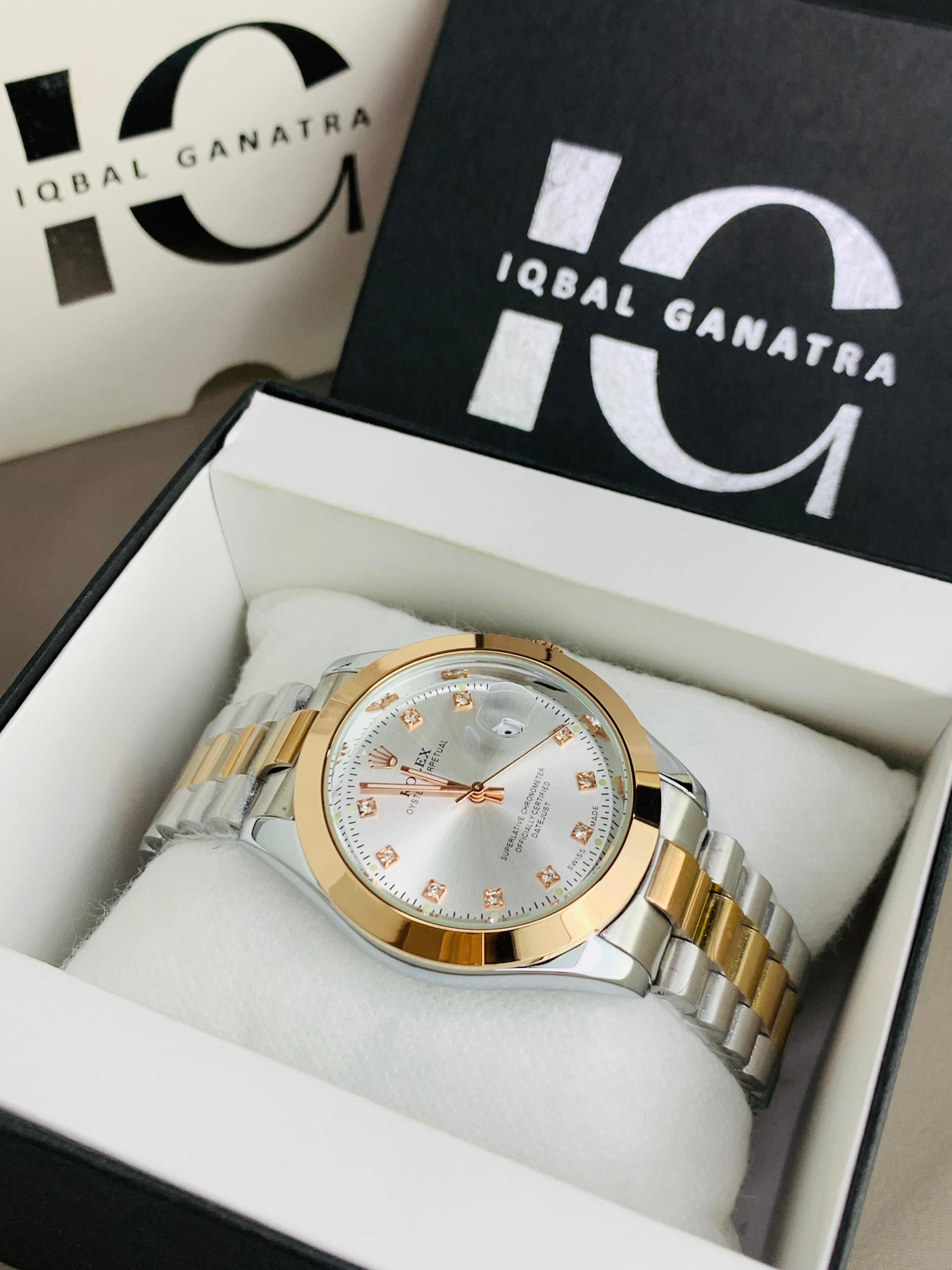 Demanding Stone Model | White