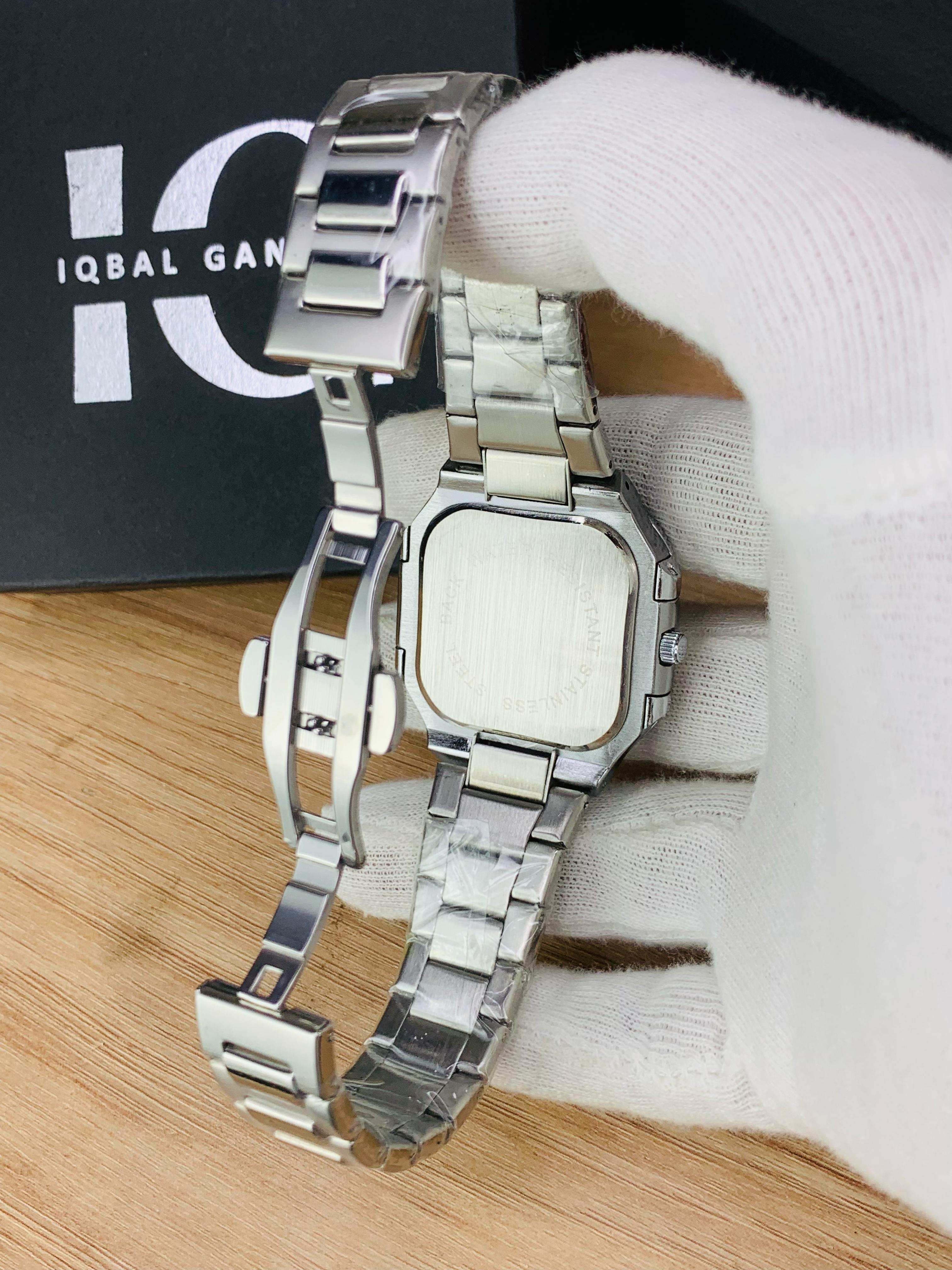 Cubic Model | Tiffany