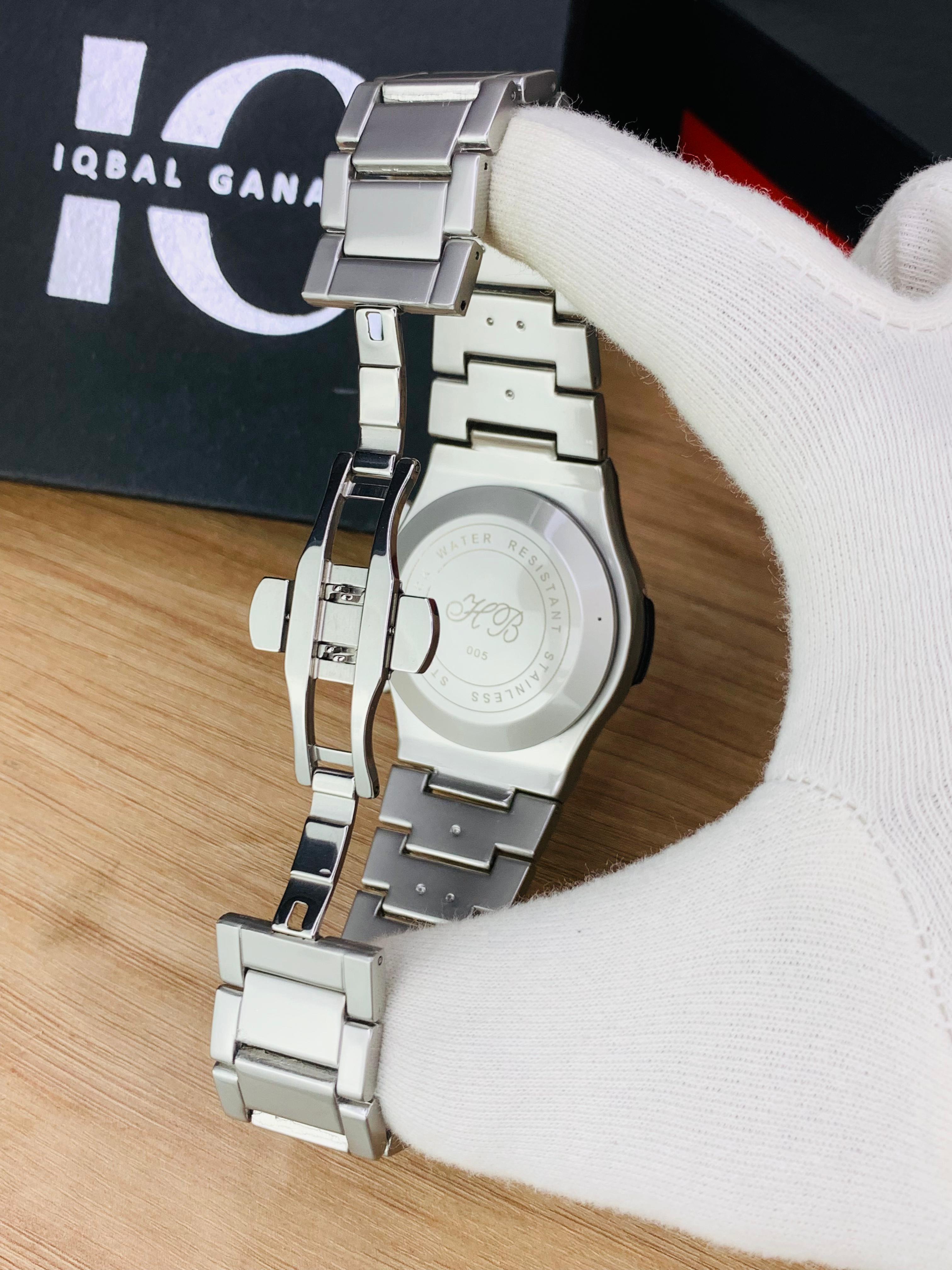 HB Regular | Silver Brown