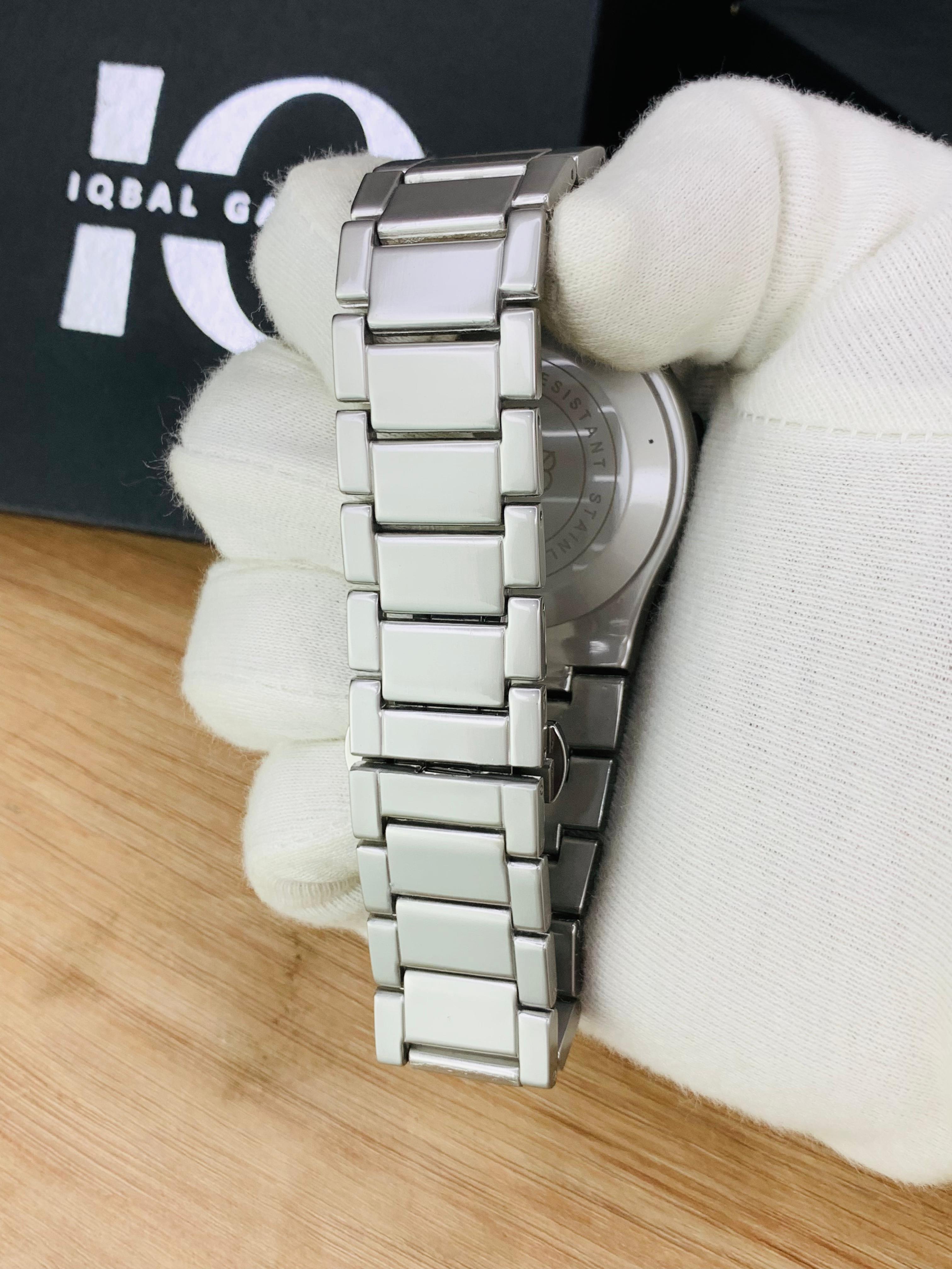 HB Regular | Silver Brown