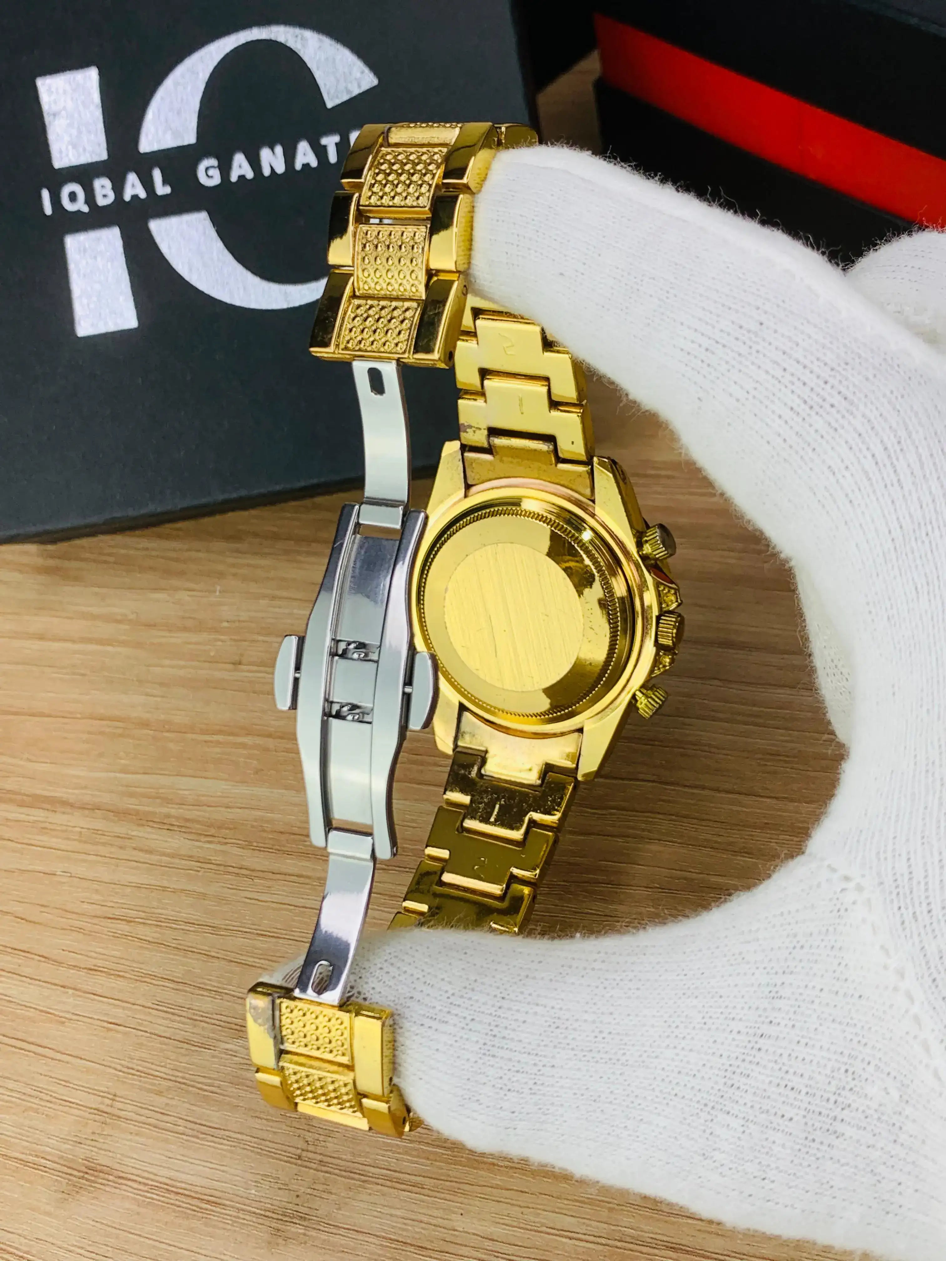 Tiger Stone Embossed Dial (Gold)
