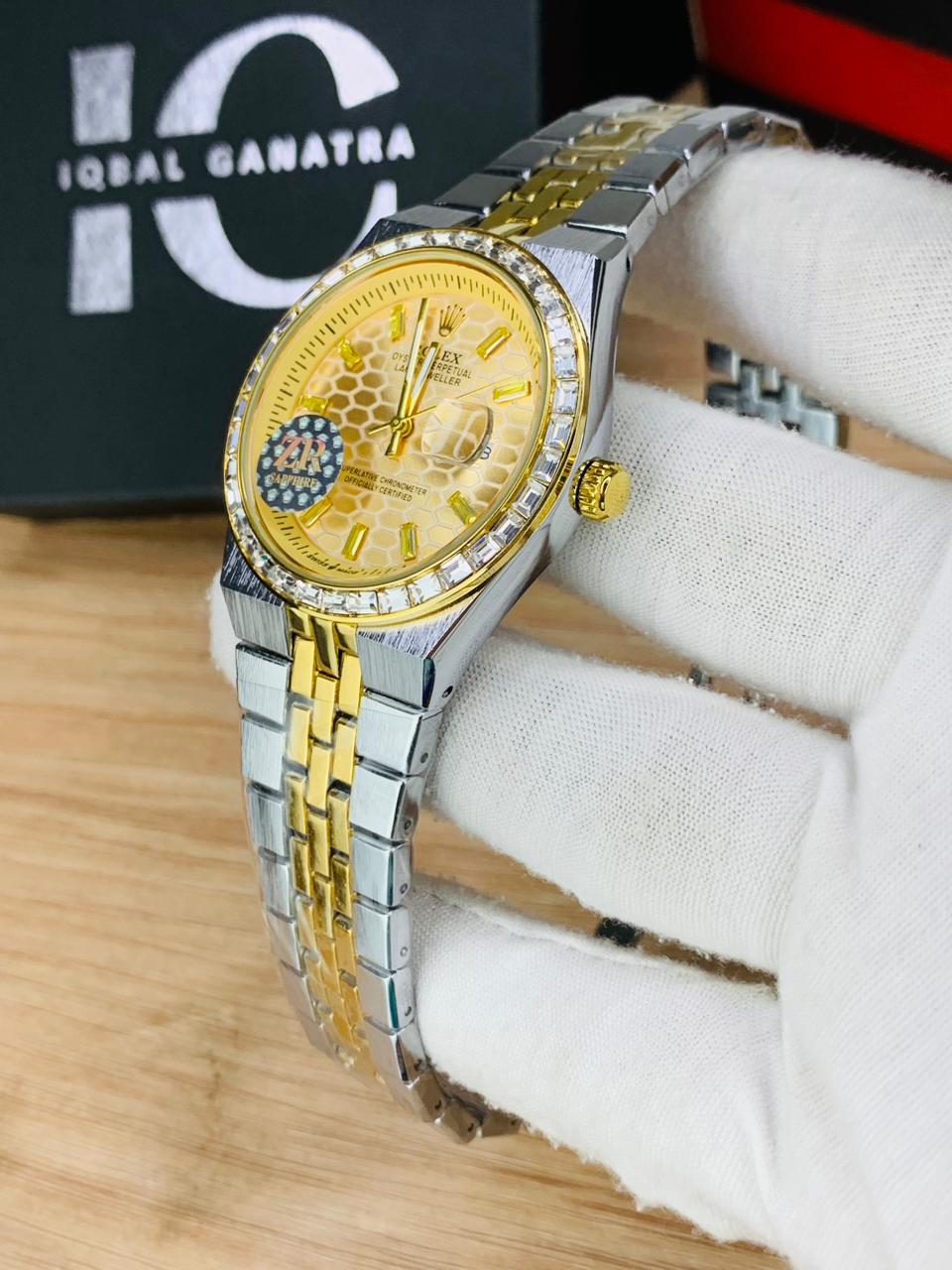 Land Dwller Stone Model | Gold