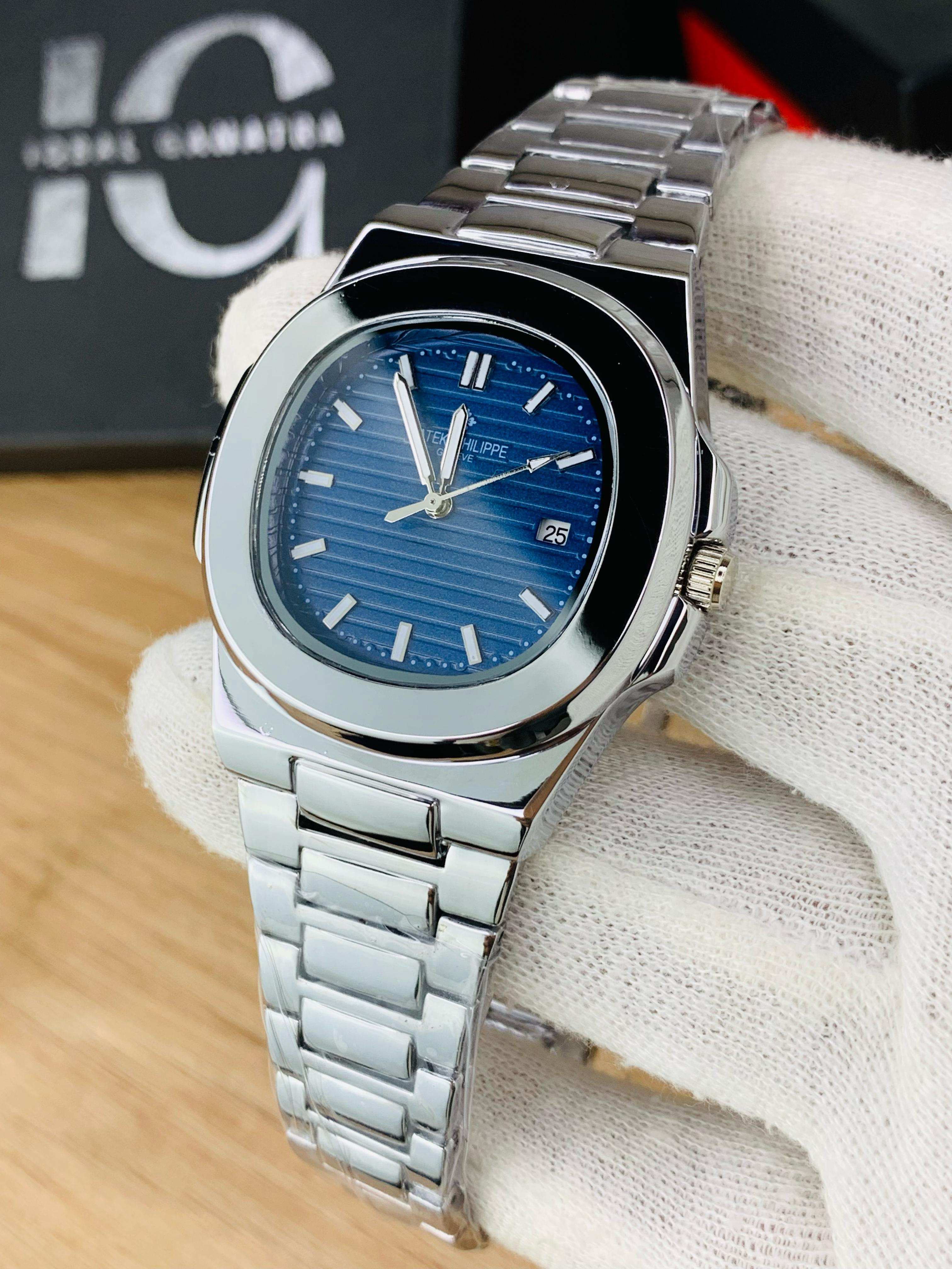 Nautilus Model | Silver Blue