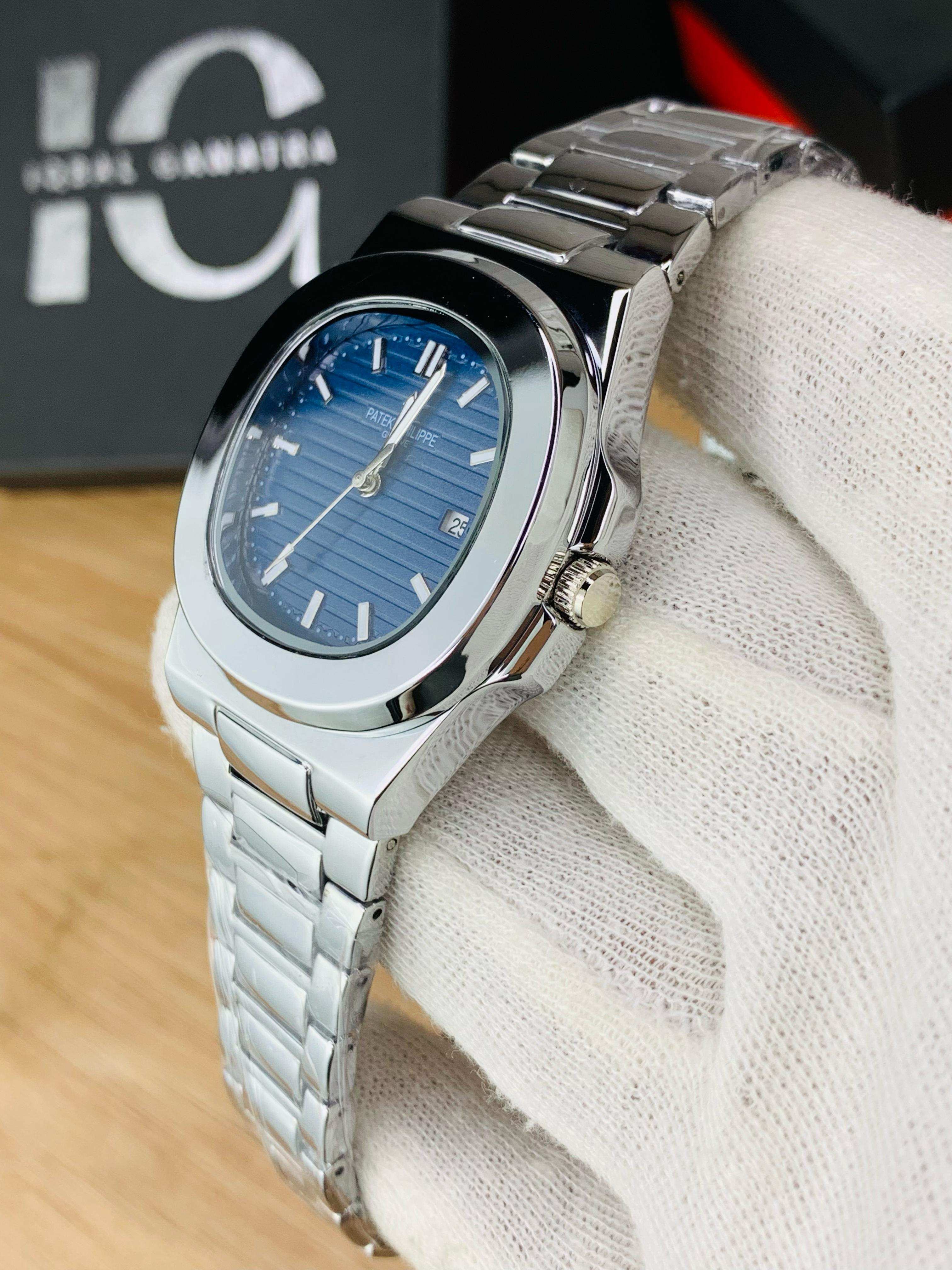 Nautilus Model | Silver Blue