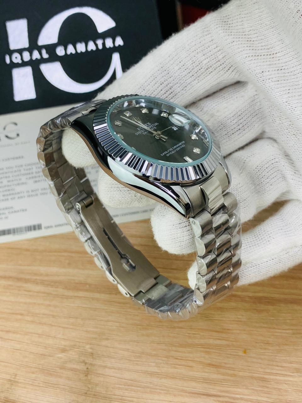 Kangoori Stone Model | Silver Black