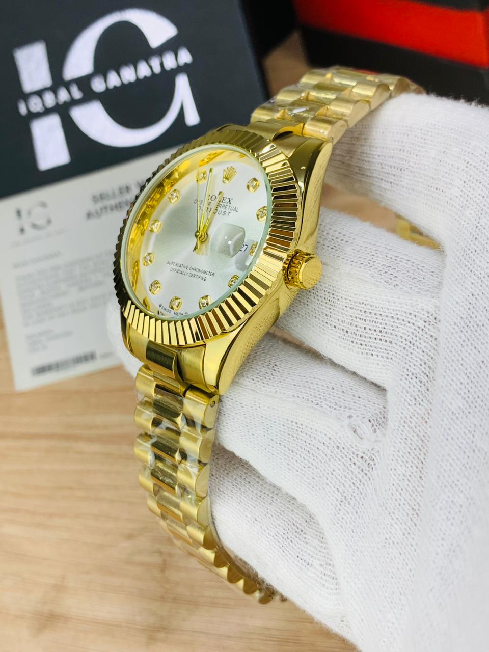 Kangoori Stone Model | Gold White