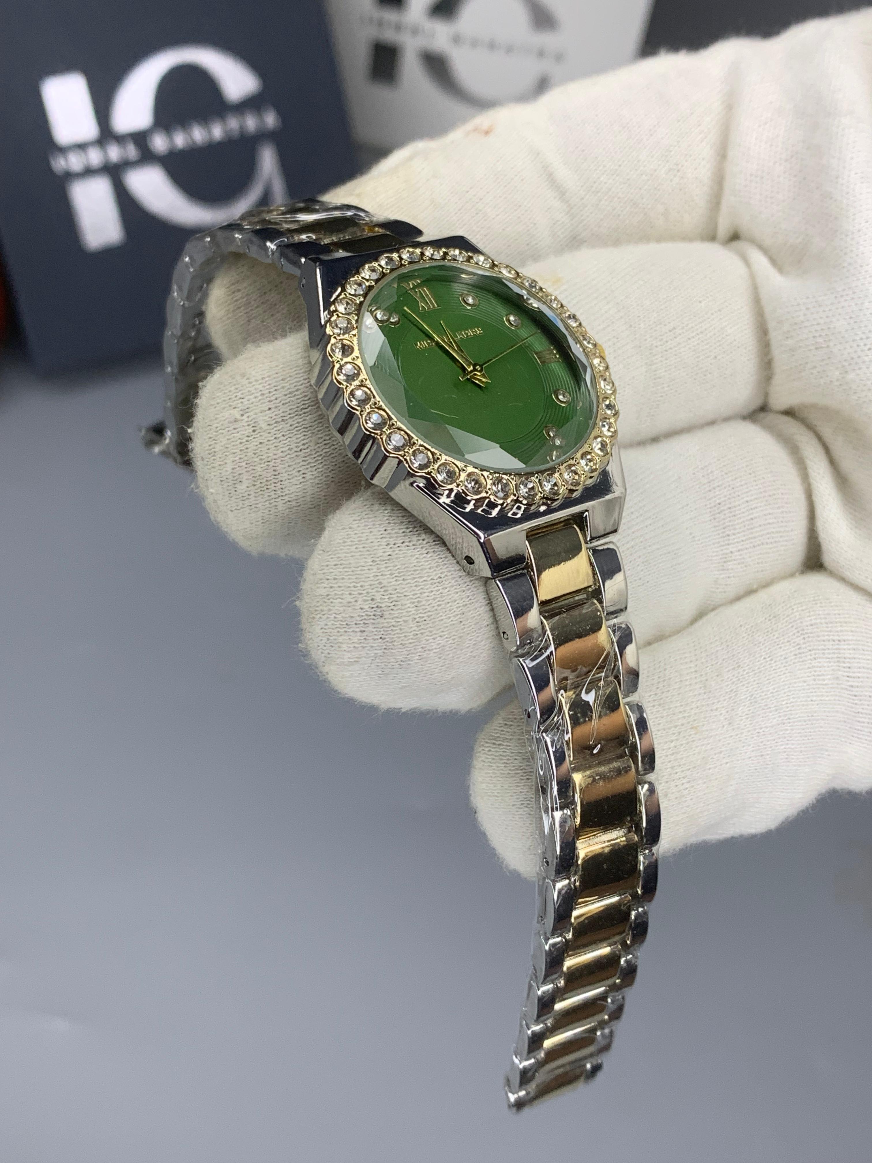 MK | Latest Model | Two Tone Green