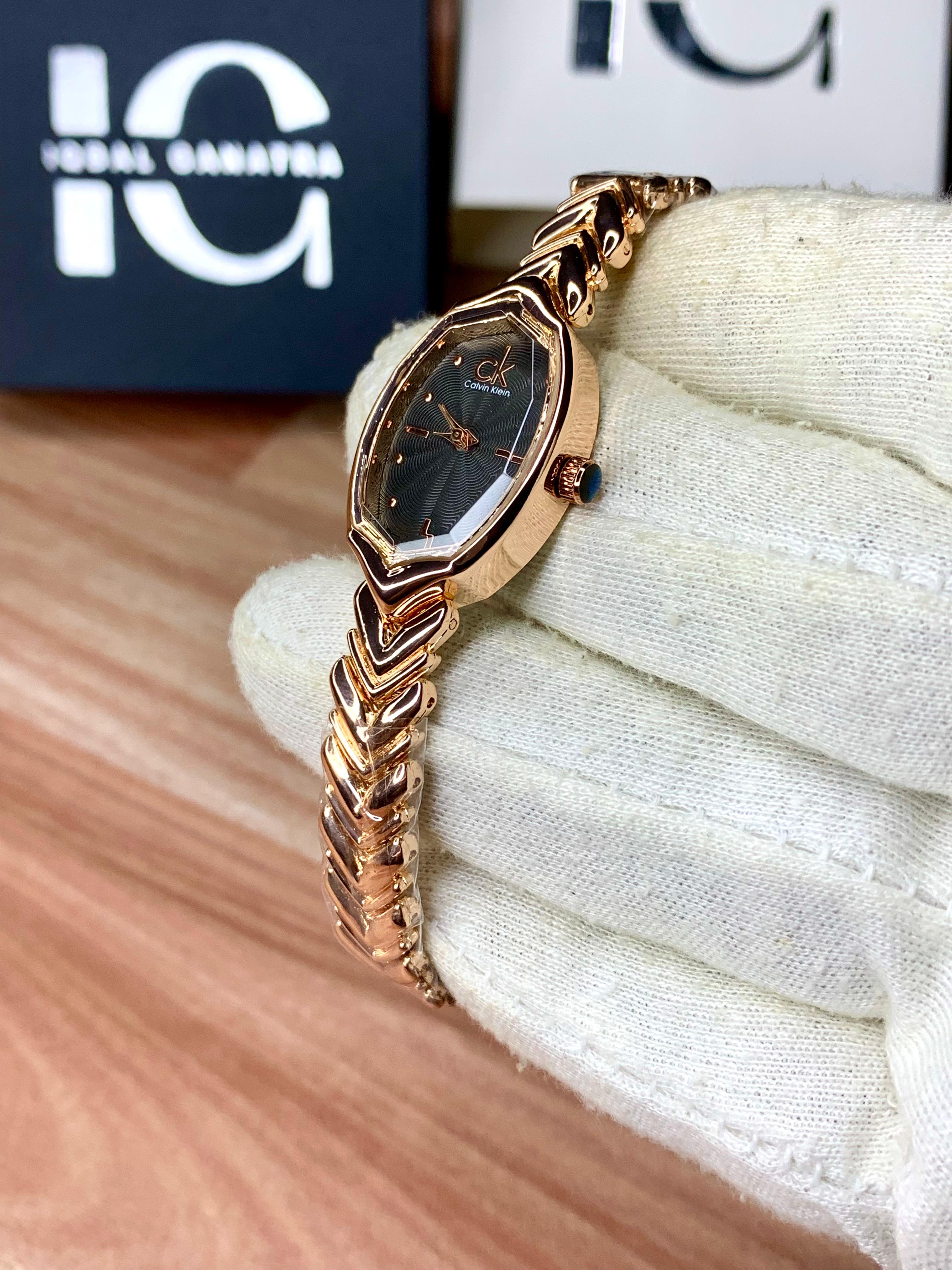 Unique Ck Model | Rosegold Black