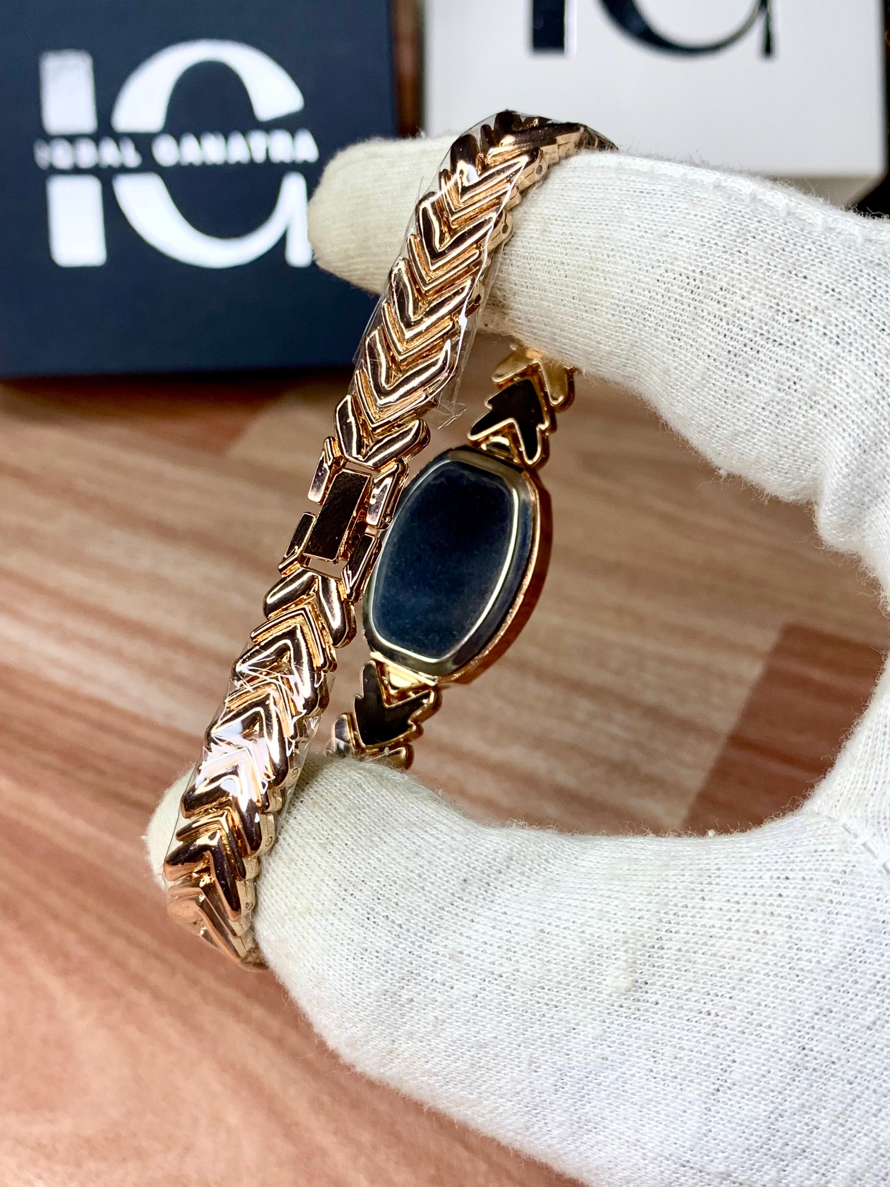 Unique Ck Model | Rosegold Black