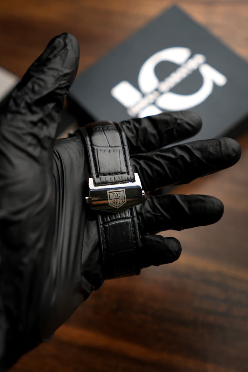 Tag Calibre 5 Watch With Day&Date (Black)