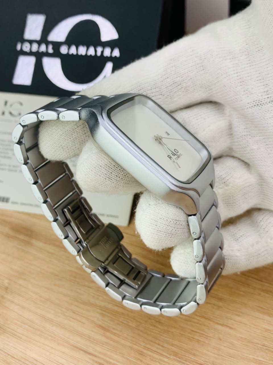 Elegance RD Model | Silver White