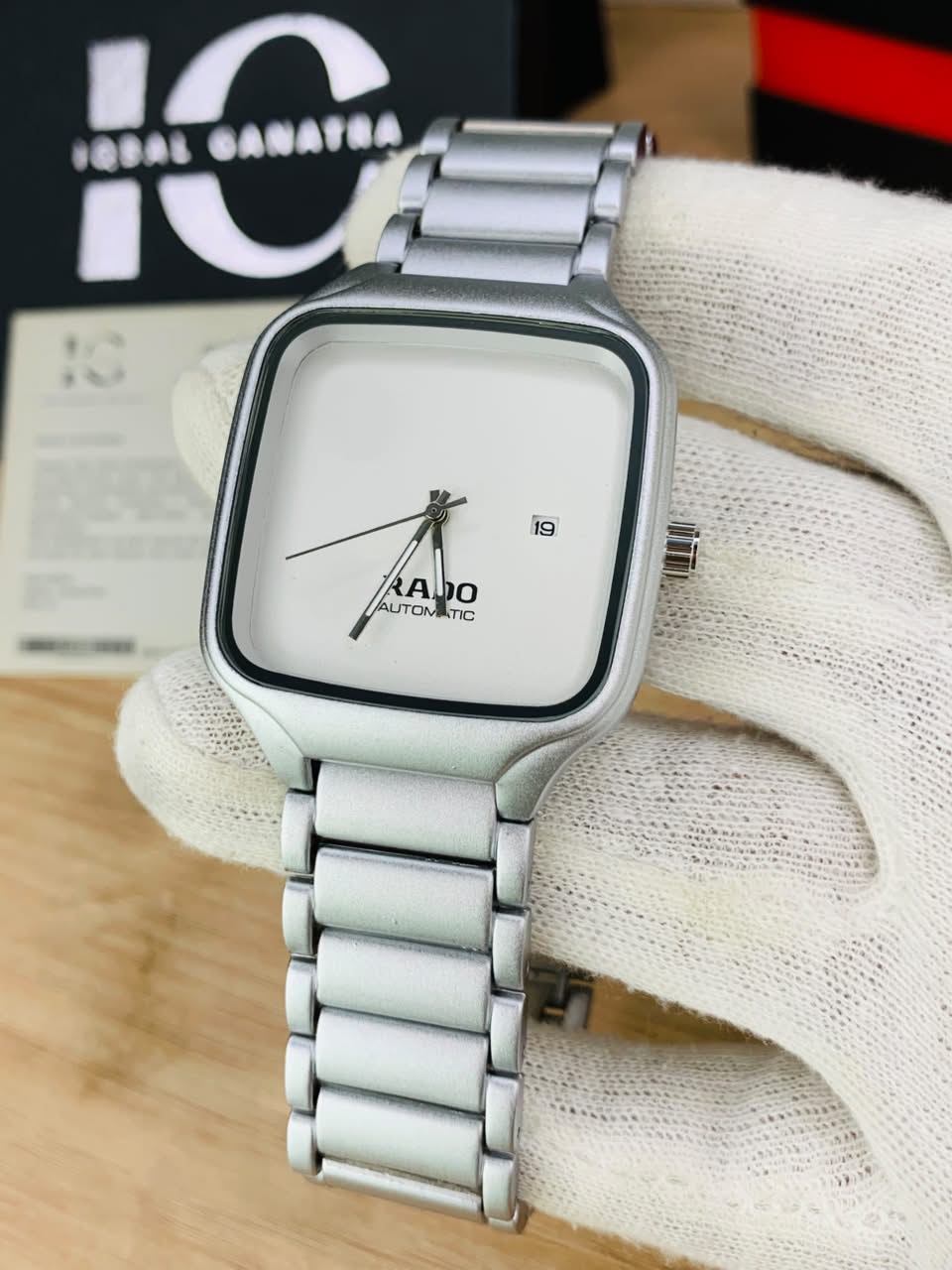 Elegance RD Model | Silver White