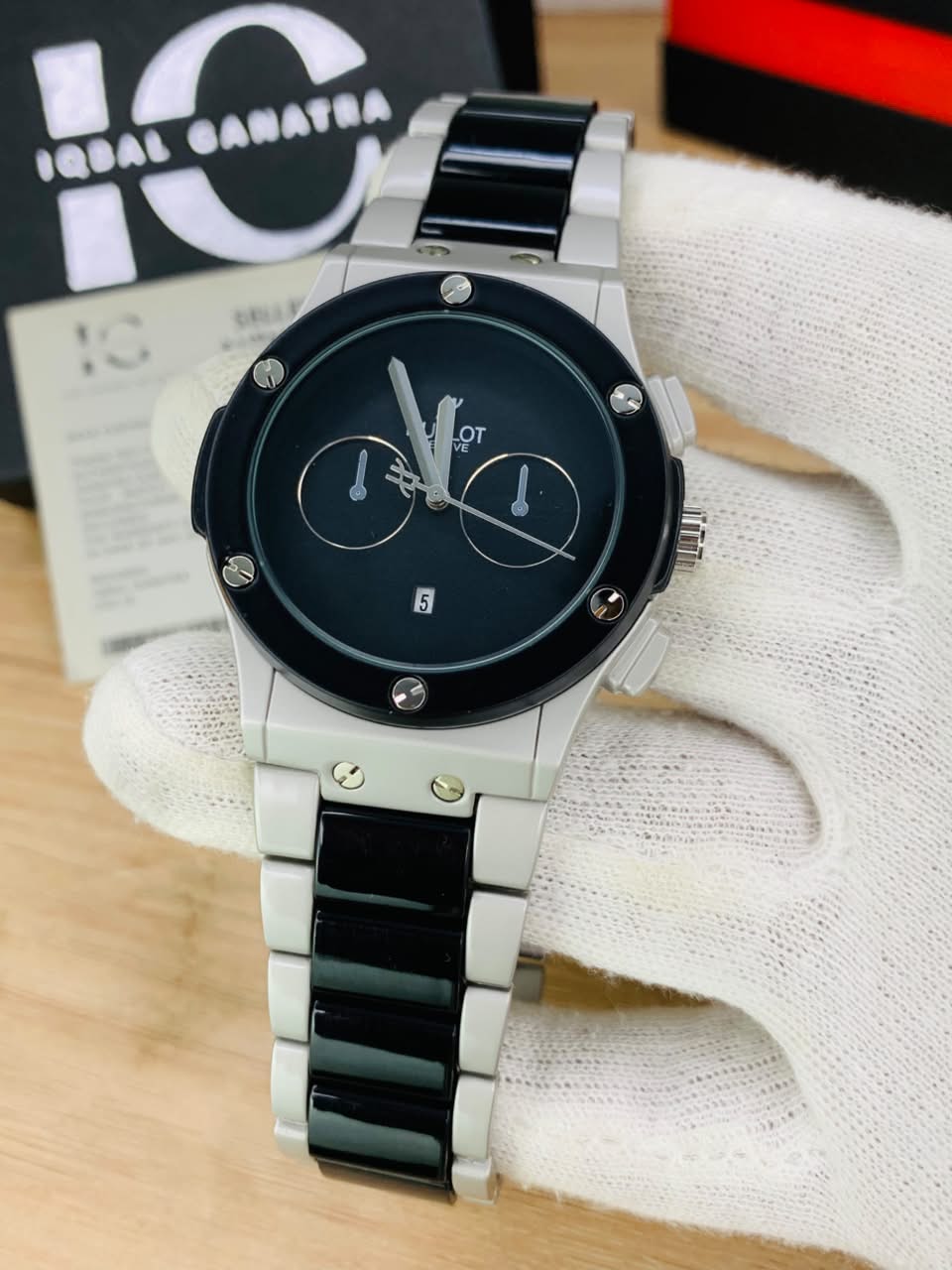 HB Unique Model | Two Tone Black