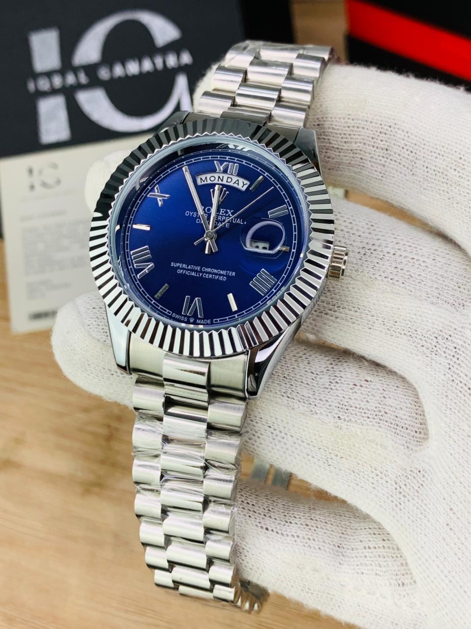 Fluted Bezel Day And Date Model (Blue)