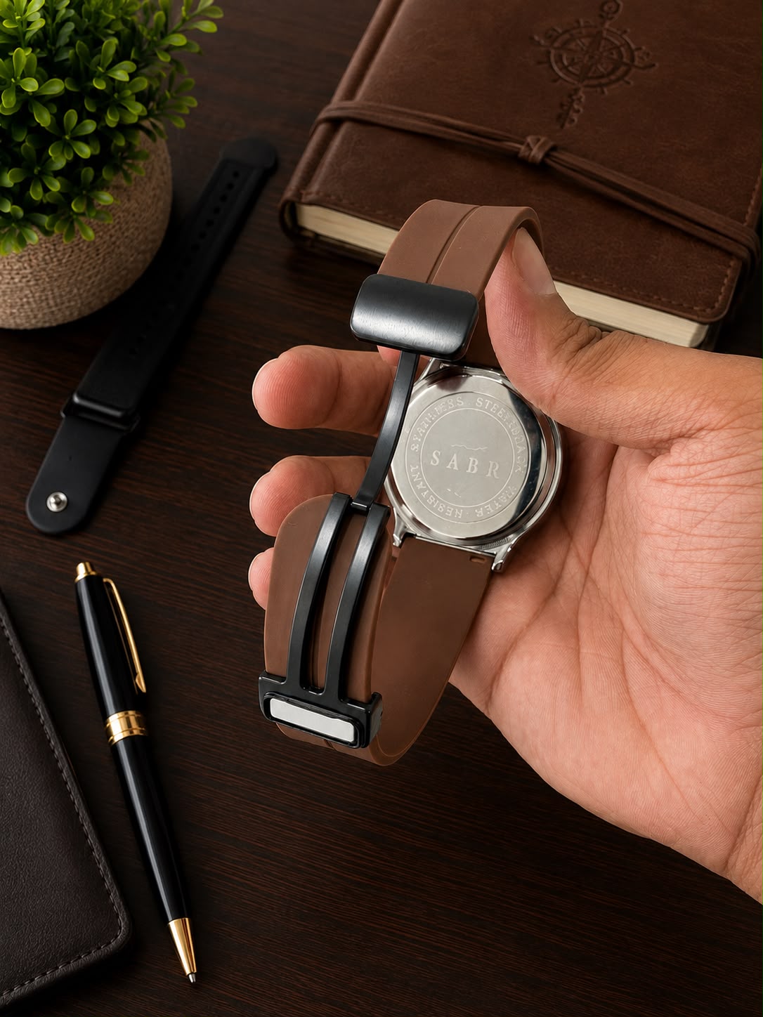 Sabr Watch | Brown Strap | Black Brown Dial