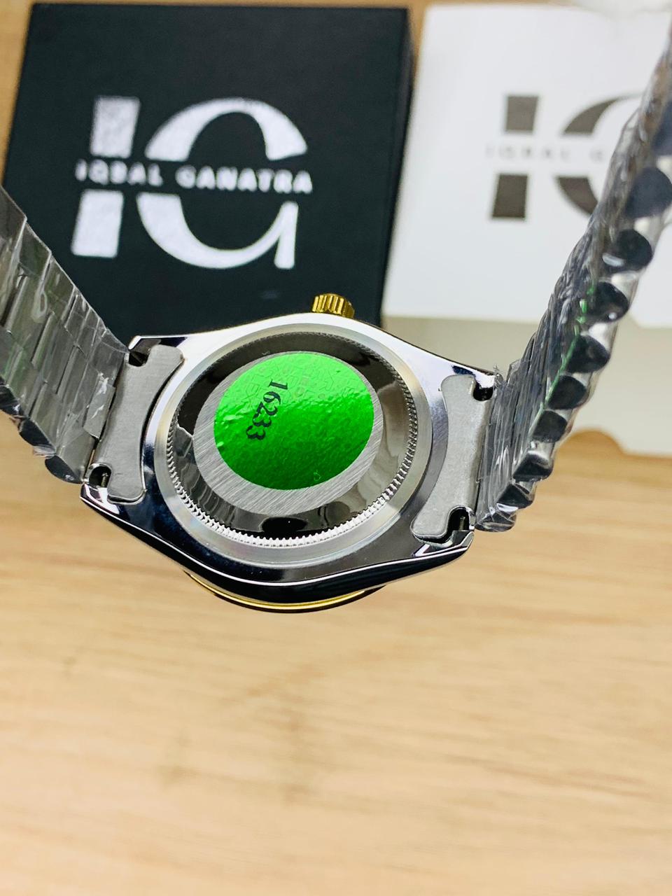 Skydweller Two tone White