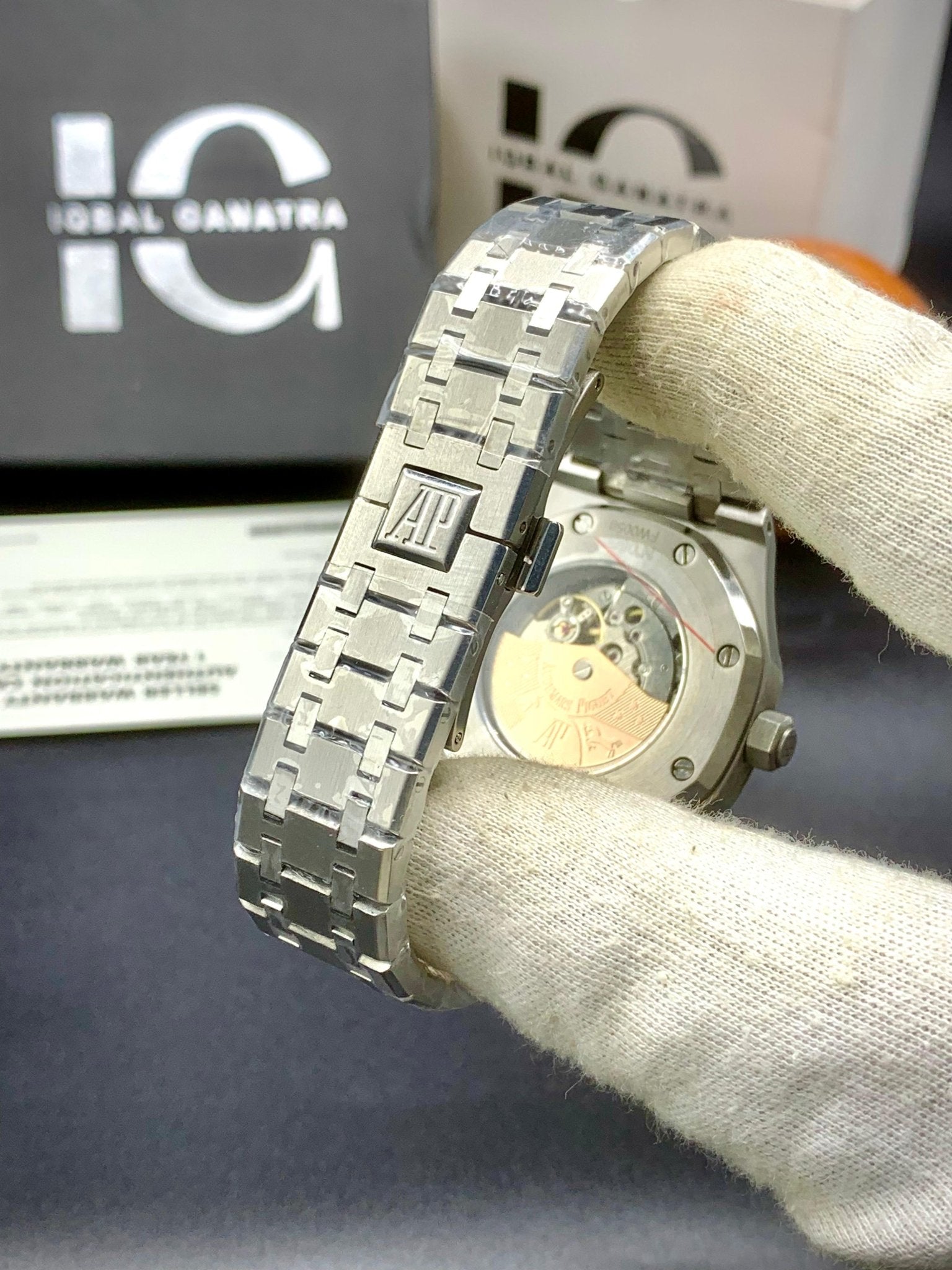 AP | Automatic | Silver White
