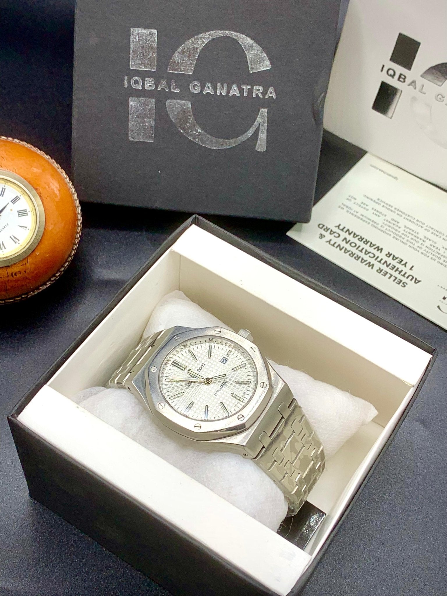 AP | Automatic | Silver White