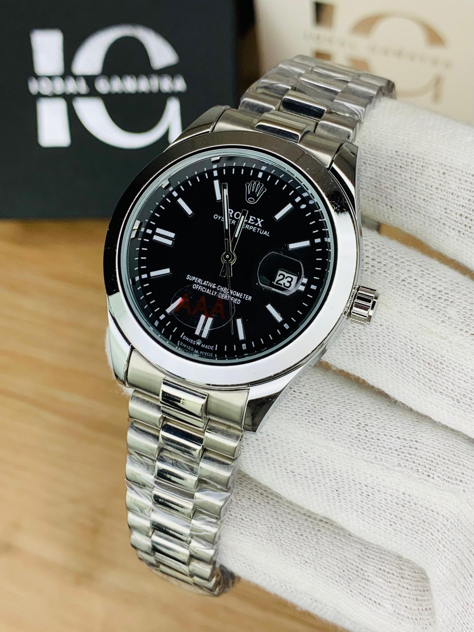 Classic Plain Case (Silver Black)